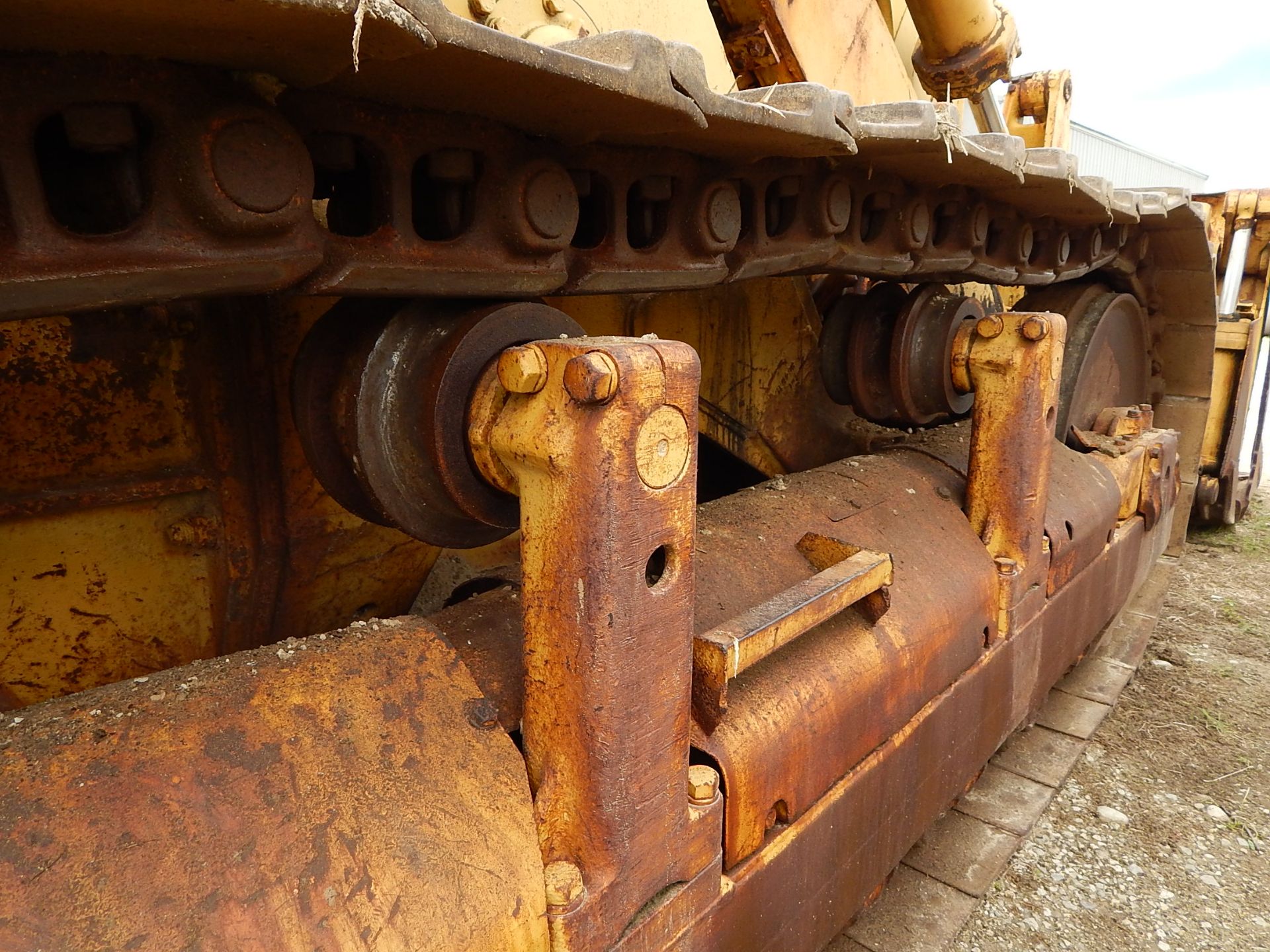 Caterpillar 977K Crawler Loader, 170 HP, 2.5 Yd. 8 ft 4-Way Bucket, OROPS, 10,352 Hours, sn 11K2609 - Image 12 of 20