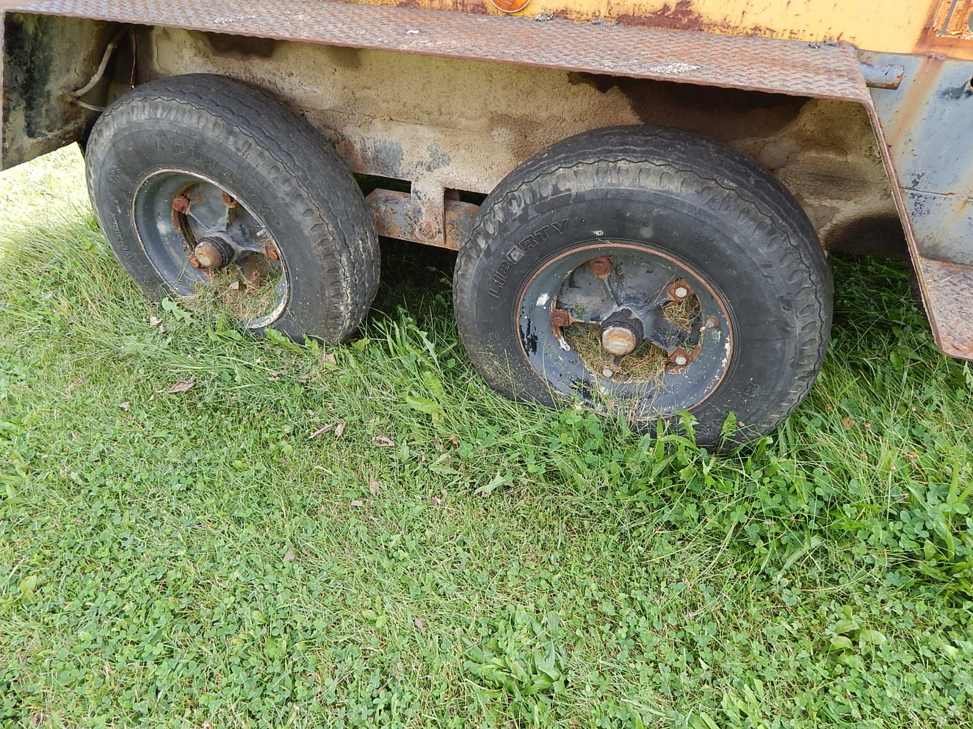 Power Ray Propane Powered Asphalt Hot Box, 2 Yard Capacity, Tandem Axle - Image 4 of 7