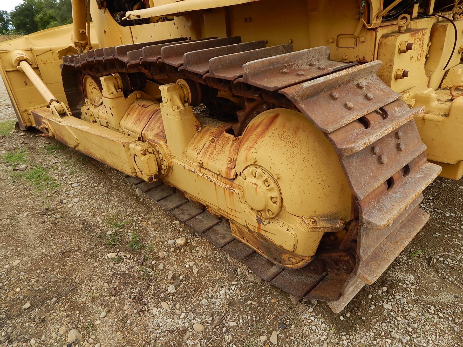 Caterpillar D9H Crawler Dozer, 13 ft 6 in Blade, OROPS, D353 Turbo Engine 420 HP, 3-Speed Powershift - Image 10 of 21