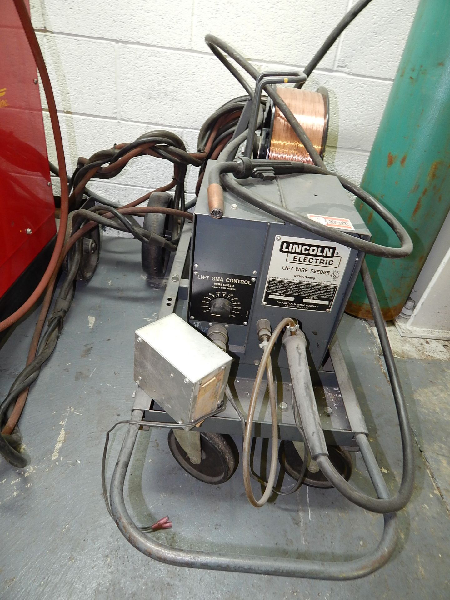 Lincoln Idealarc R3S-325 Mig Welder, s/n AC679812, with Lincoln LN-7 Wire Feeder and Mig Gun - Image 3 of 5