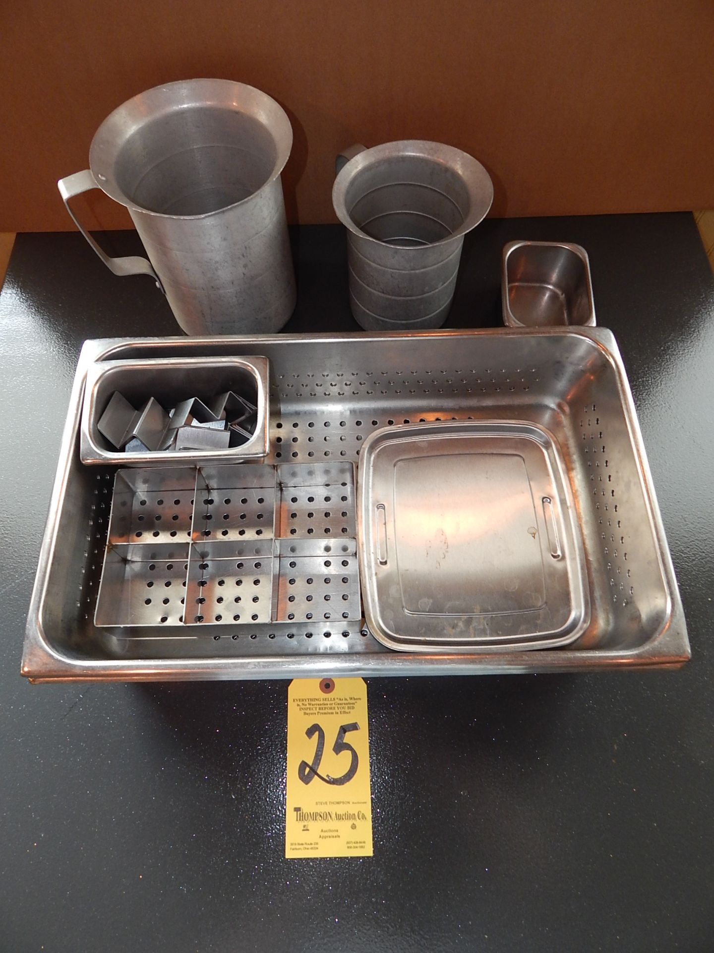 Stainless Steel Inserts and Aluminum Pitchers