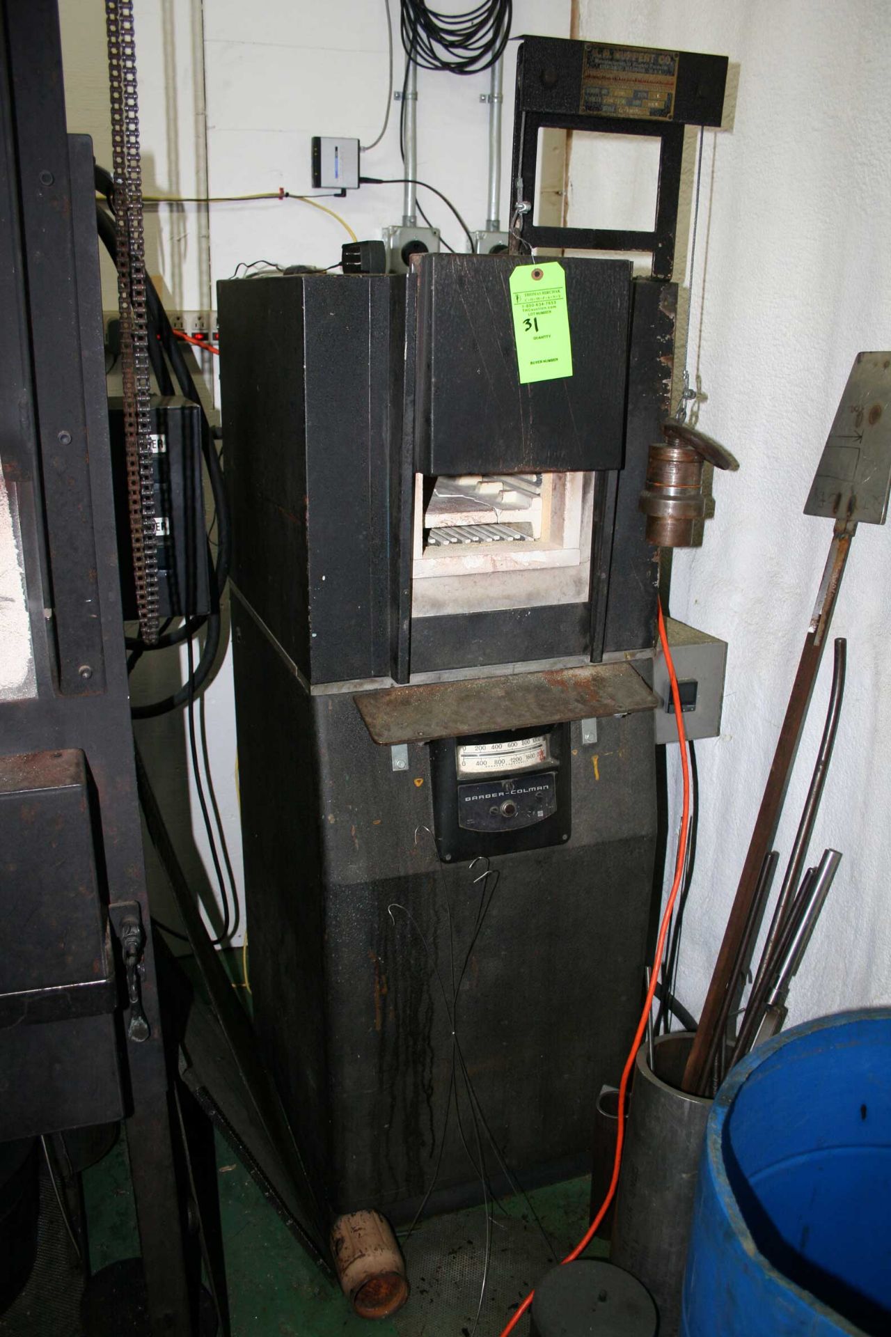 KH Huppert Furnace 220v; 1ph; 8x8x15 chamber replaced old analog control with new OmegaÿControls