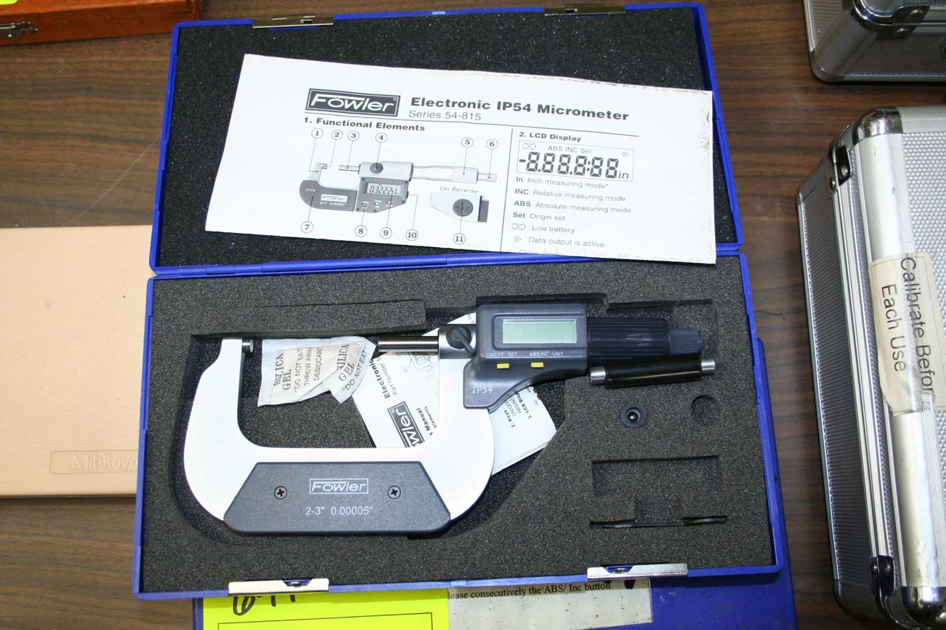 Fowler Electronic Outside Micrometer 2-3"