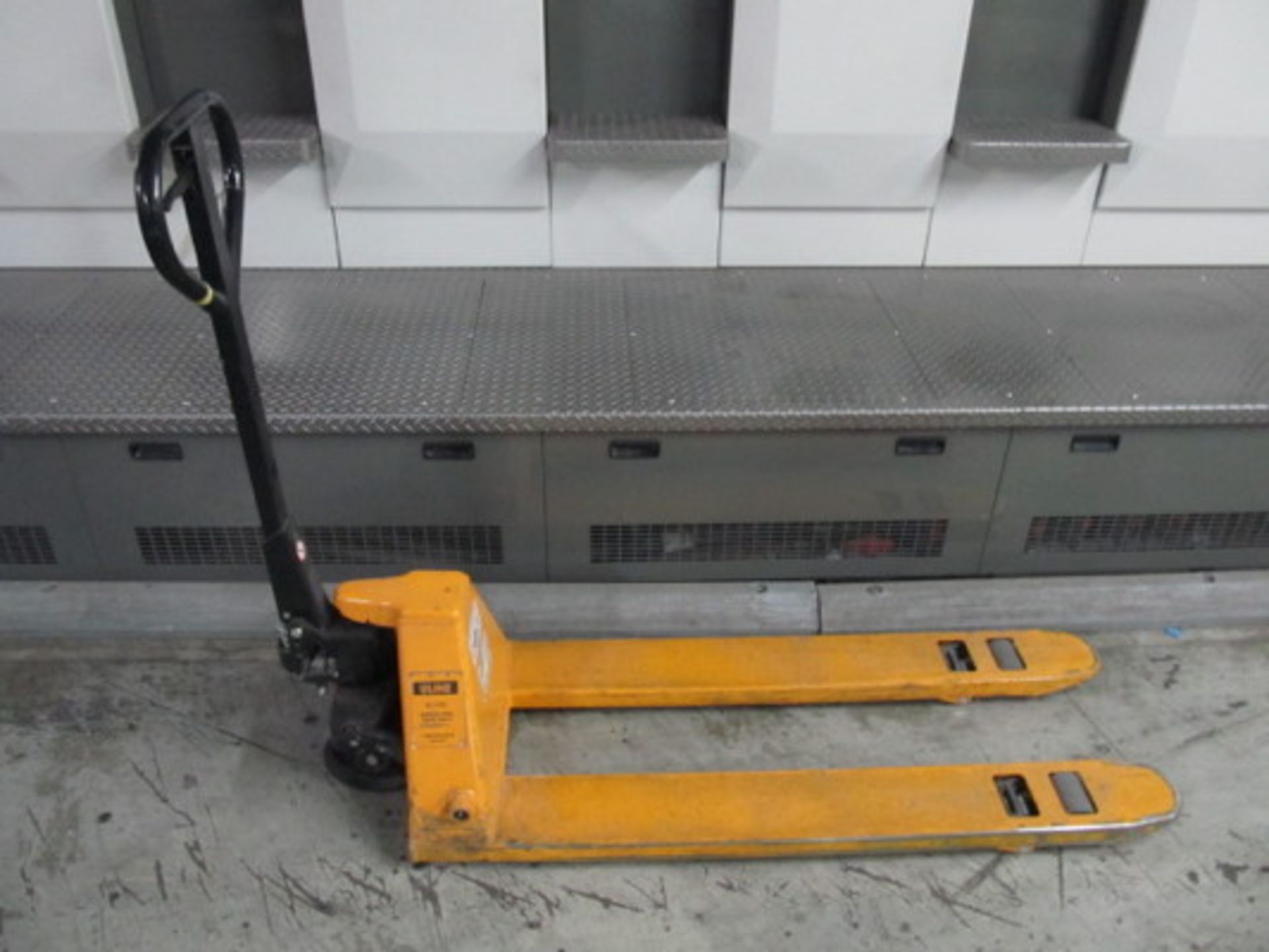 U-Line Narrow Long Fork 4500lb Capacity Pallet Jack - Asset Location: Sun Valley, CA