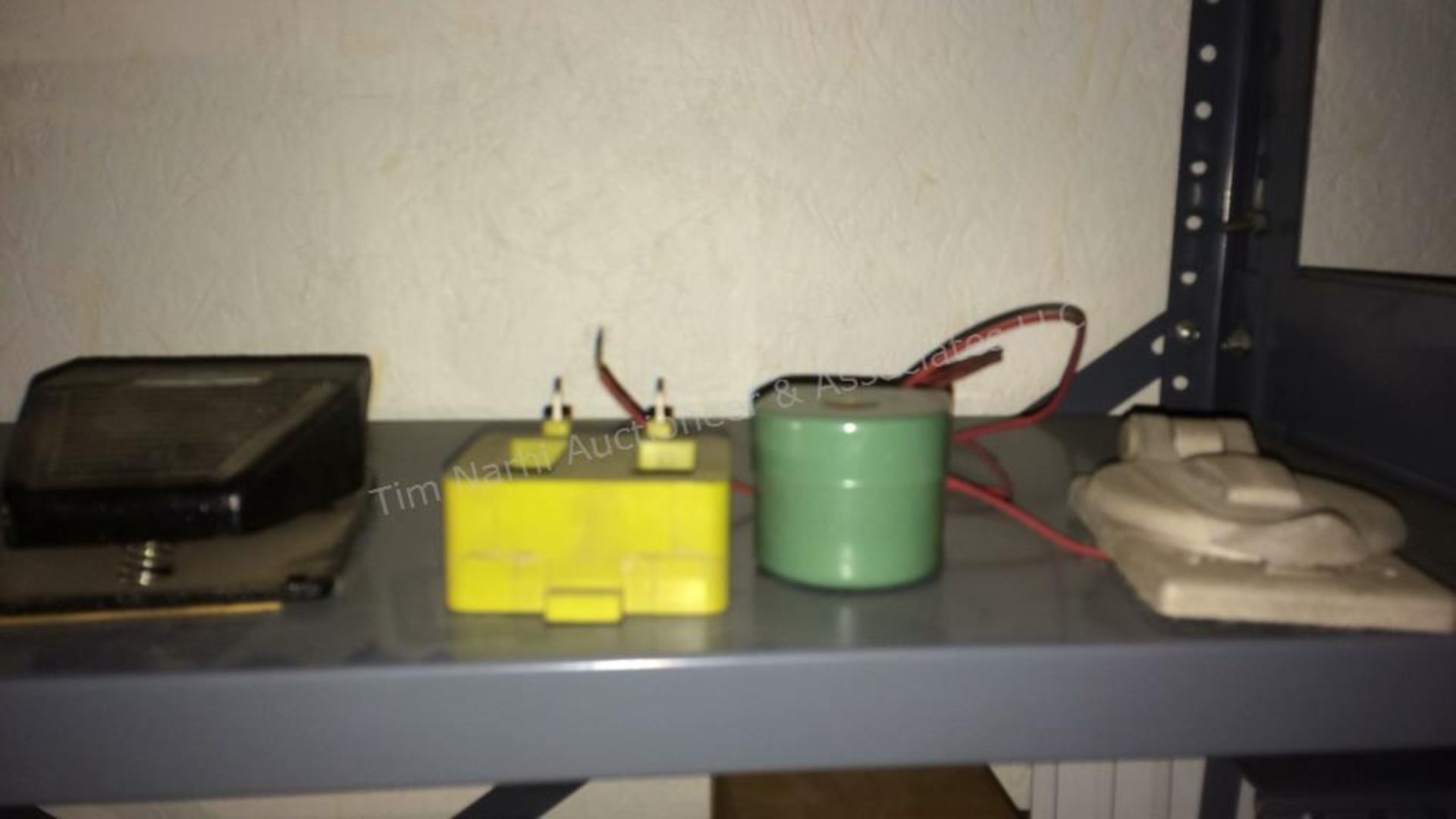 B: contents of two shelving units - electrical sup - Image 3 of 21