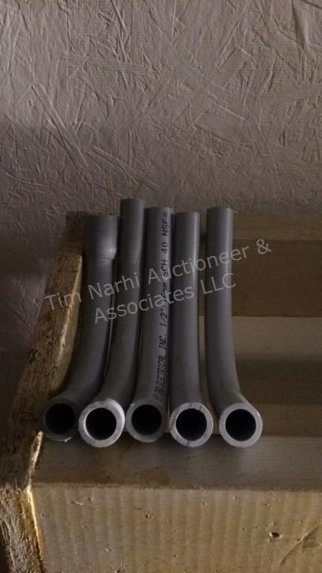 B: 90° PVC conduit Bends & rack - Image 2 of 6