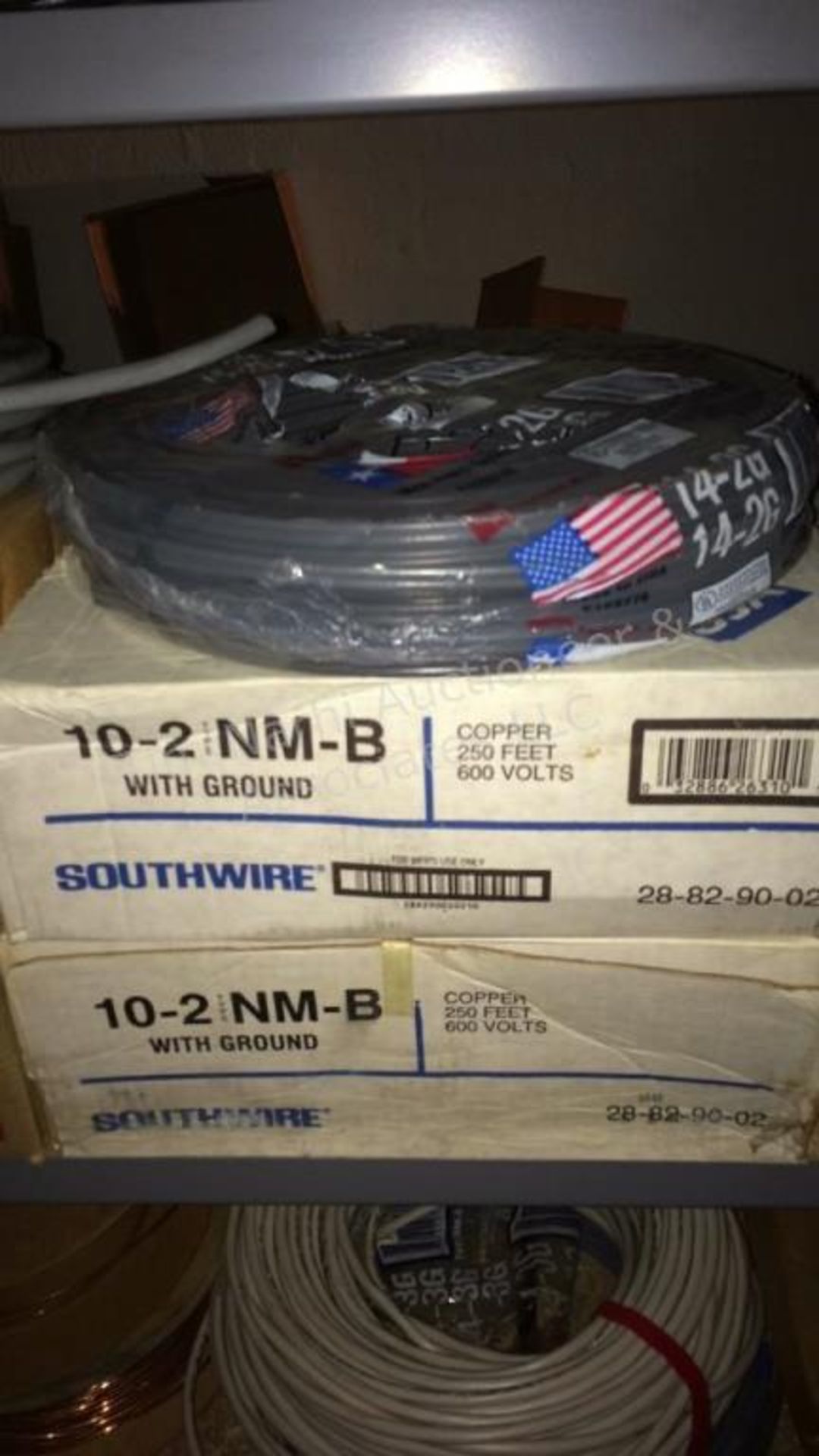 B: contents of three shelves wire and cable - Image 11 of 32