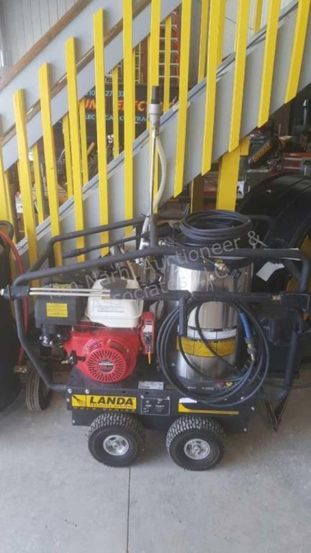 A: Landa mvp 4-3500 heated pressure washer - Image 2 of 9