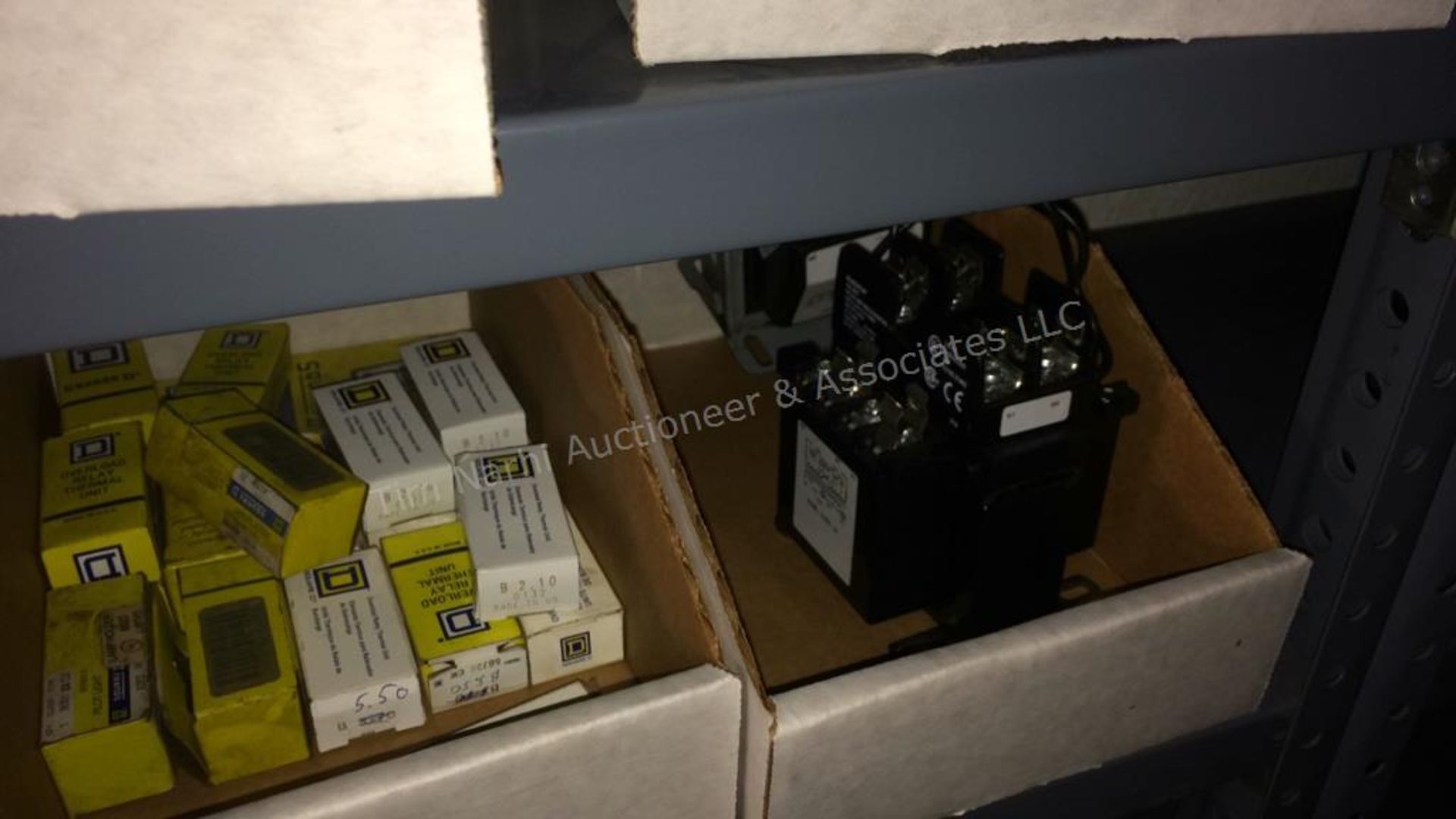 B: contents of two shelving units - electrical sup - Image 15 of 21