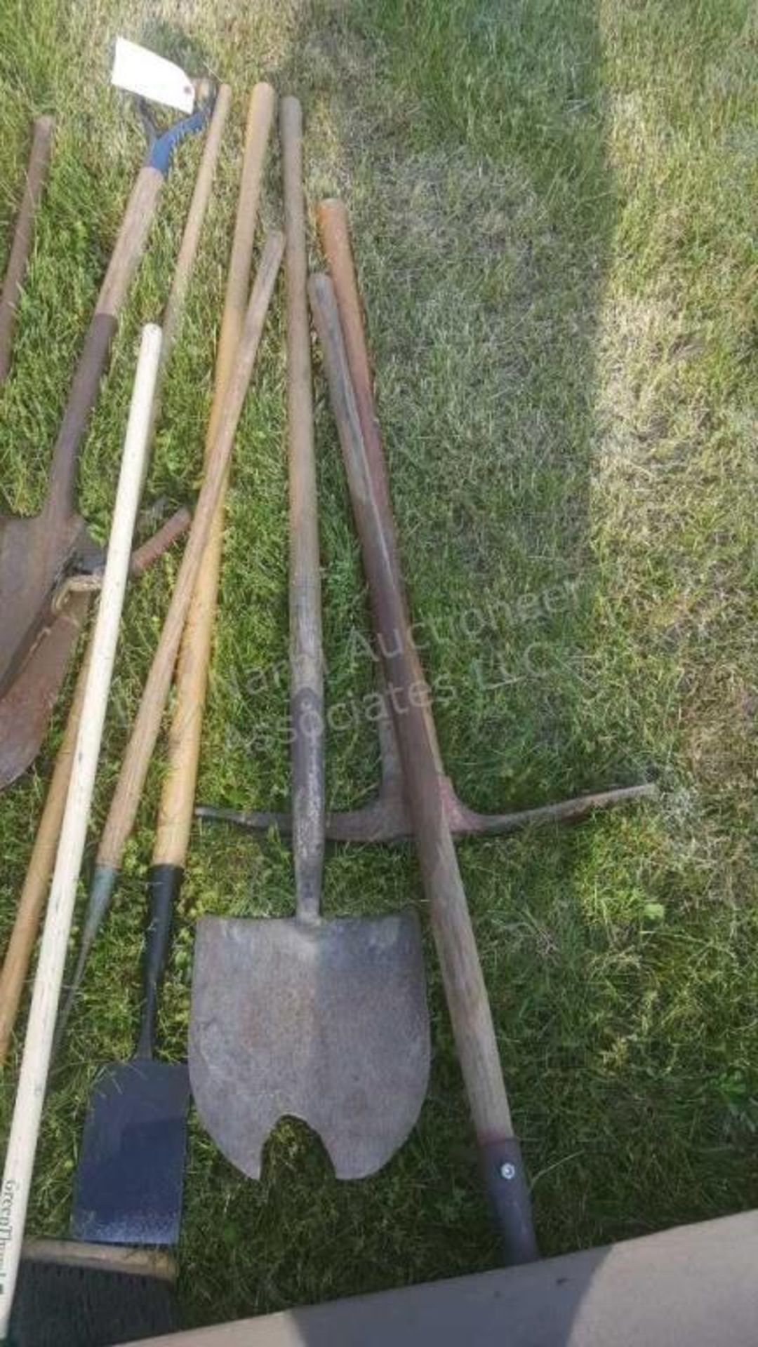 Group of yard tools - Image 3 of 3