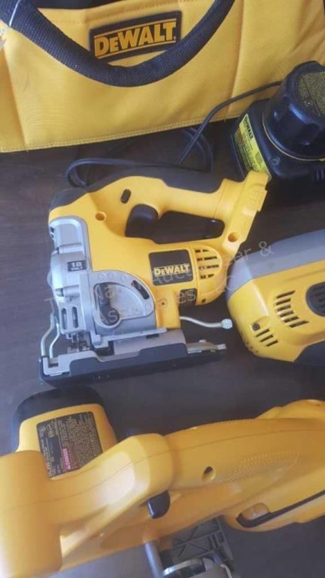 Dewalt 18v cordless tool set - Image 4 of 6