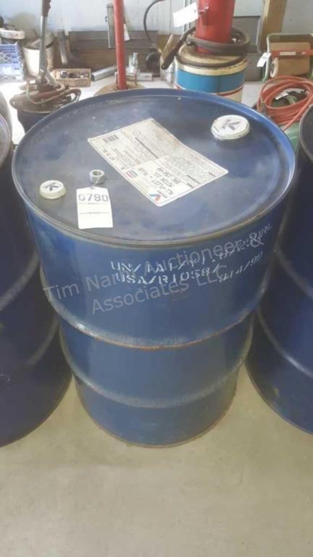 Full 55 gallon drum of valvoline SAE 15w-40