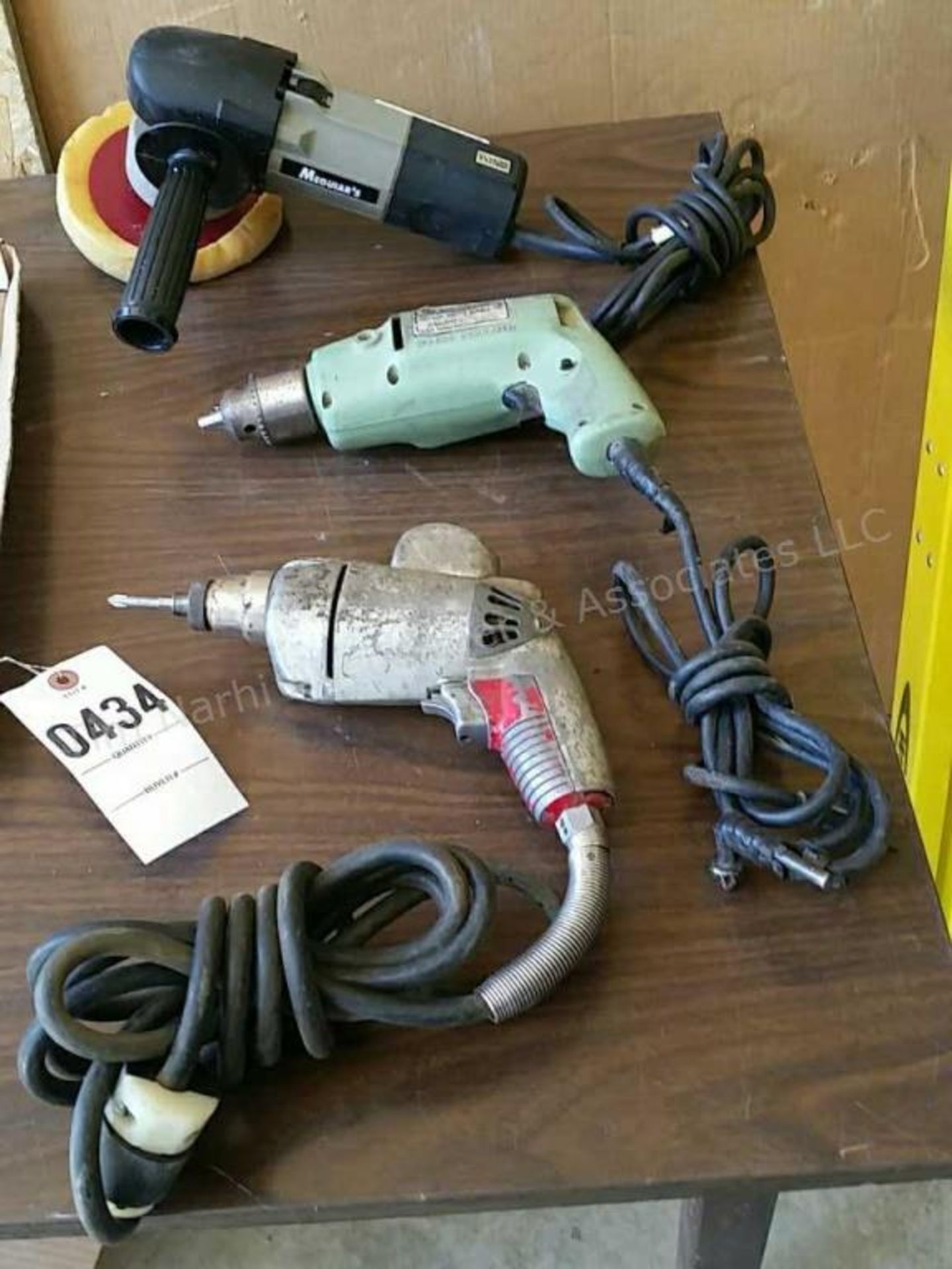 B/L group of three 110v power tools