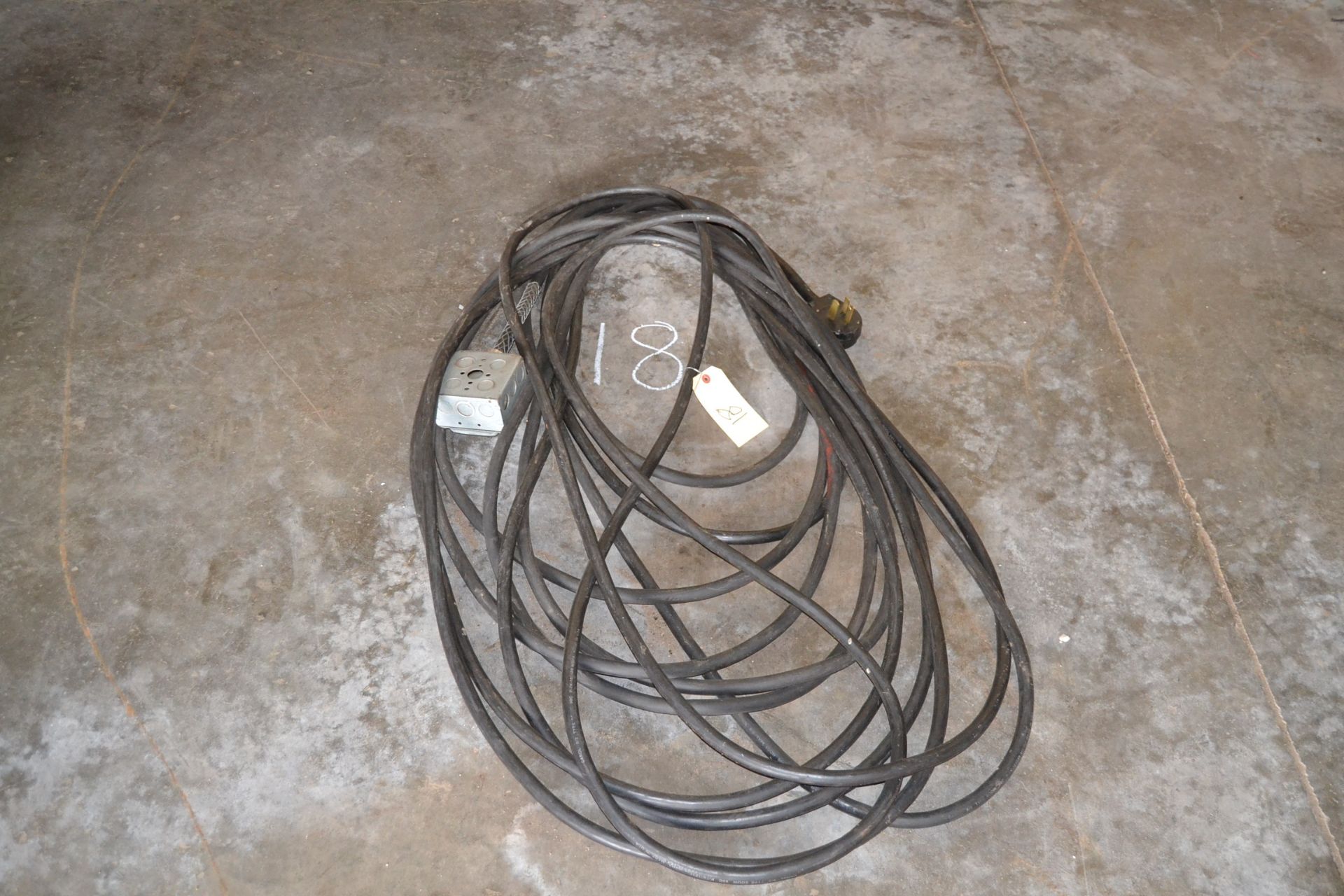 EXTENSION CORD FOR WELDER