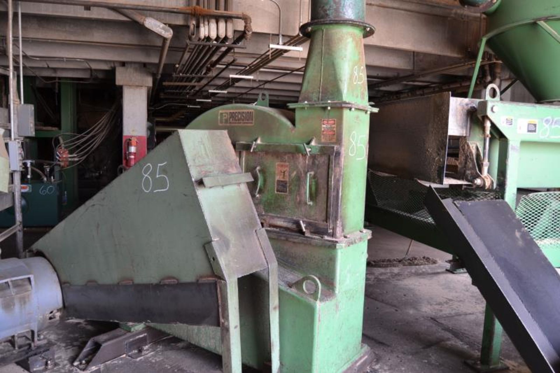 "PRECISION 58" 6 KNIFE CHIPPER SN# 2804-W/HORIZONTAL FEED TOP DISCHARGE; W/PRECISION 6'X6' CHIP - Image 2 of 5