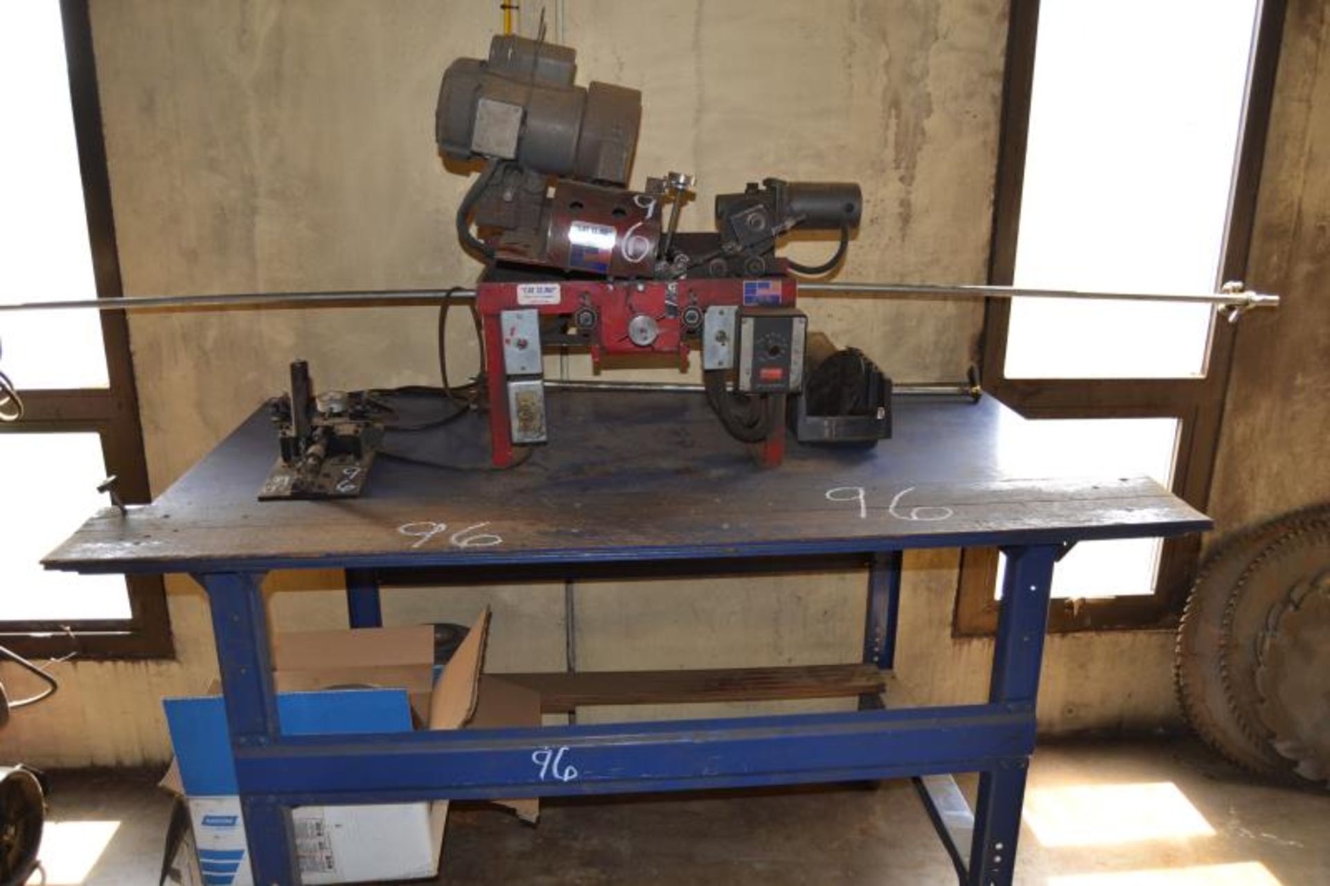CATCLAW BAND SAW SHARPENER & SETTER W/TABLE