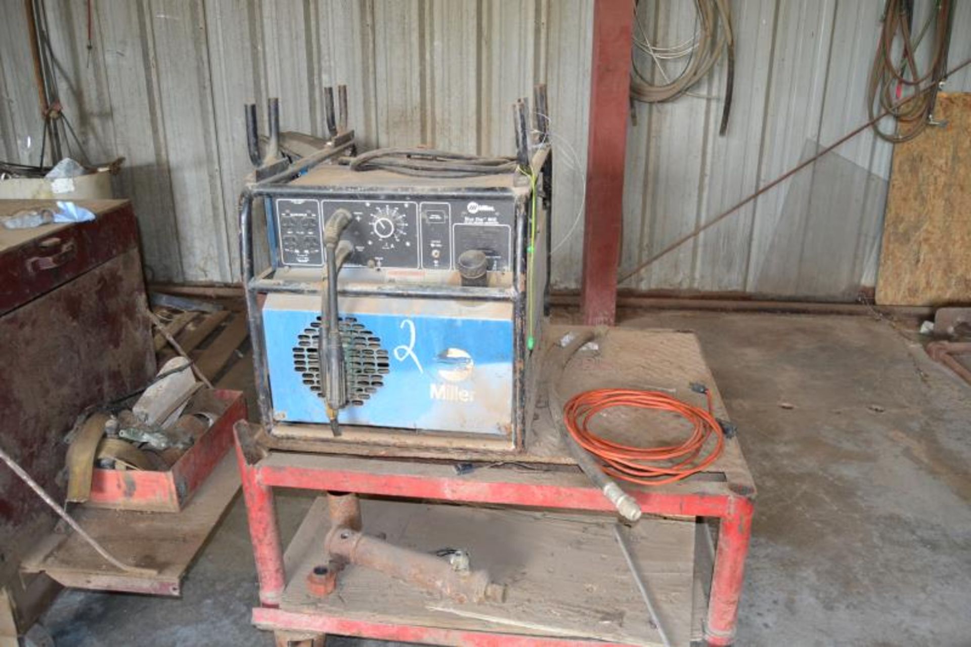 MILLER BLUE STAR 180E WELDER