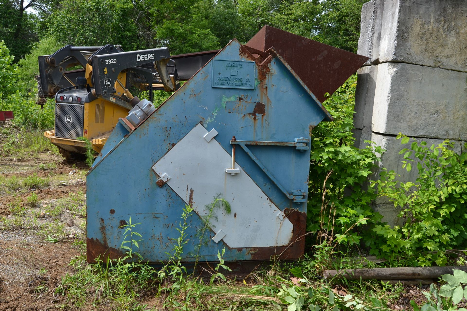 AEROSMITH LILY PAD CHIPPER W/KNIFE SHARPENER - Image 4 of 4