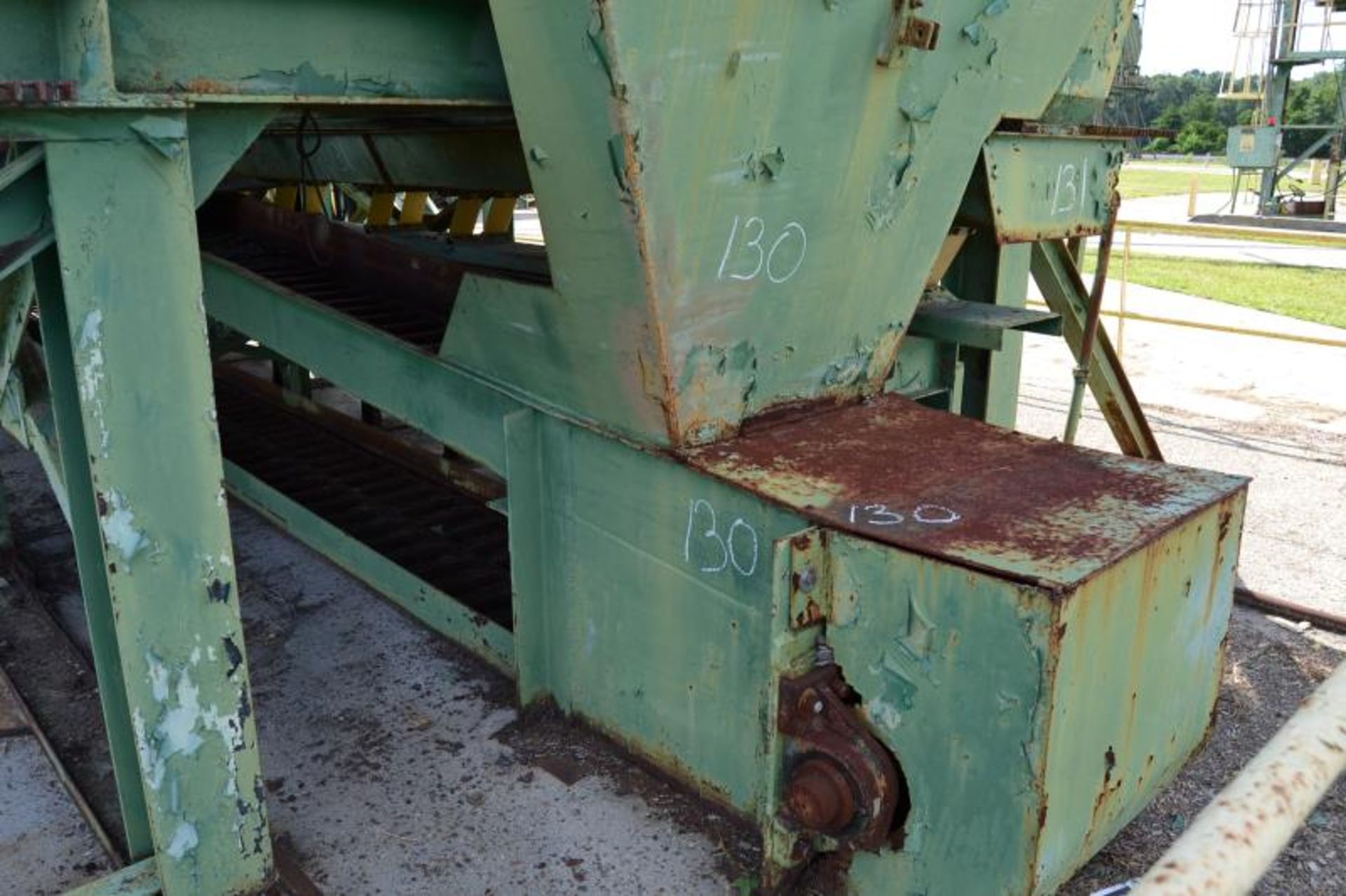 70' DOUBLE LADDER BACK WASTE CONVEYOR W/DRIVE - Image 3 of 4