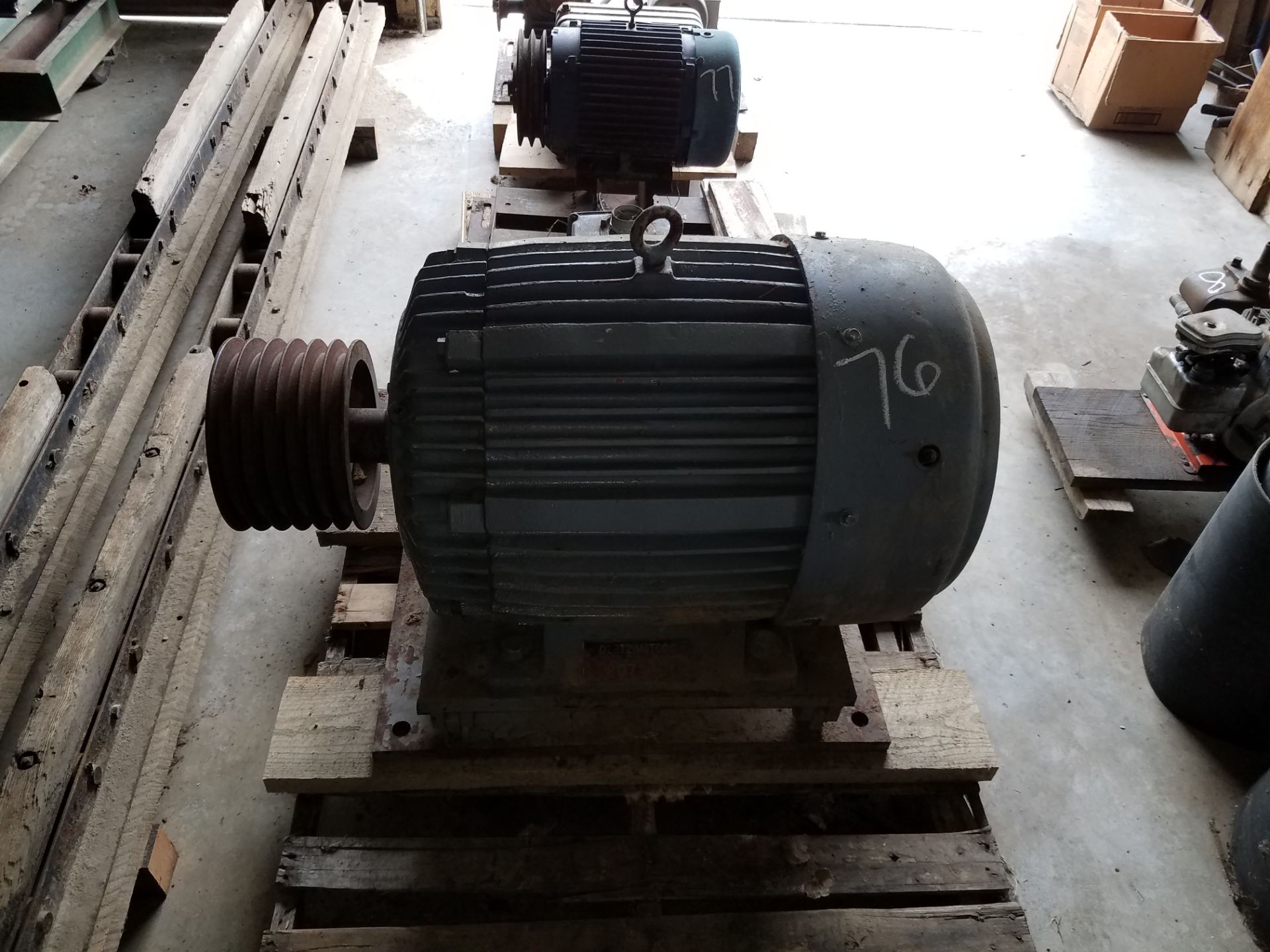 100HP 230-460 Volt Motor - Image 2 of 2