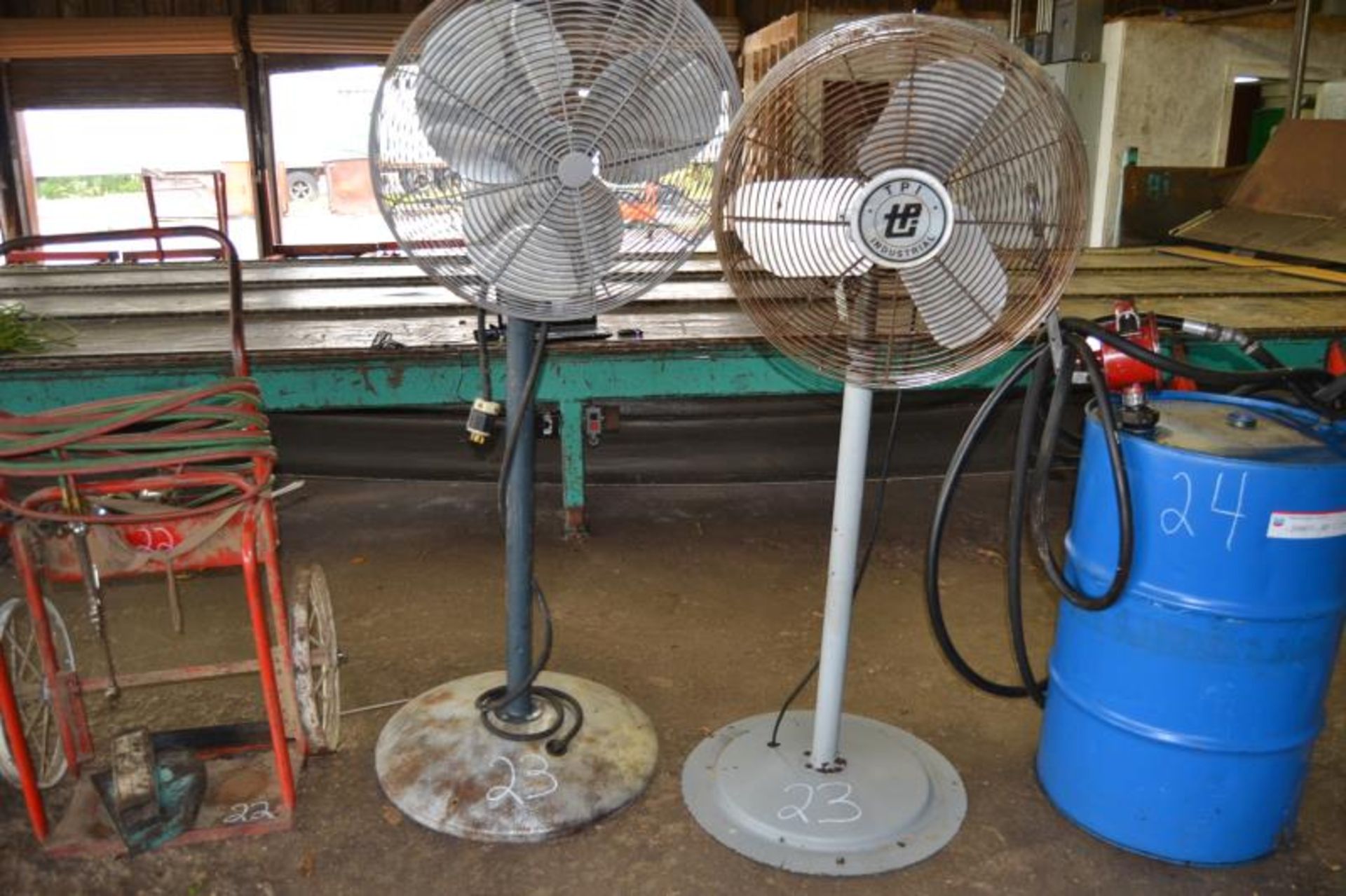 (2) SHOP FANS