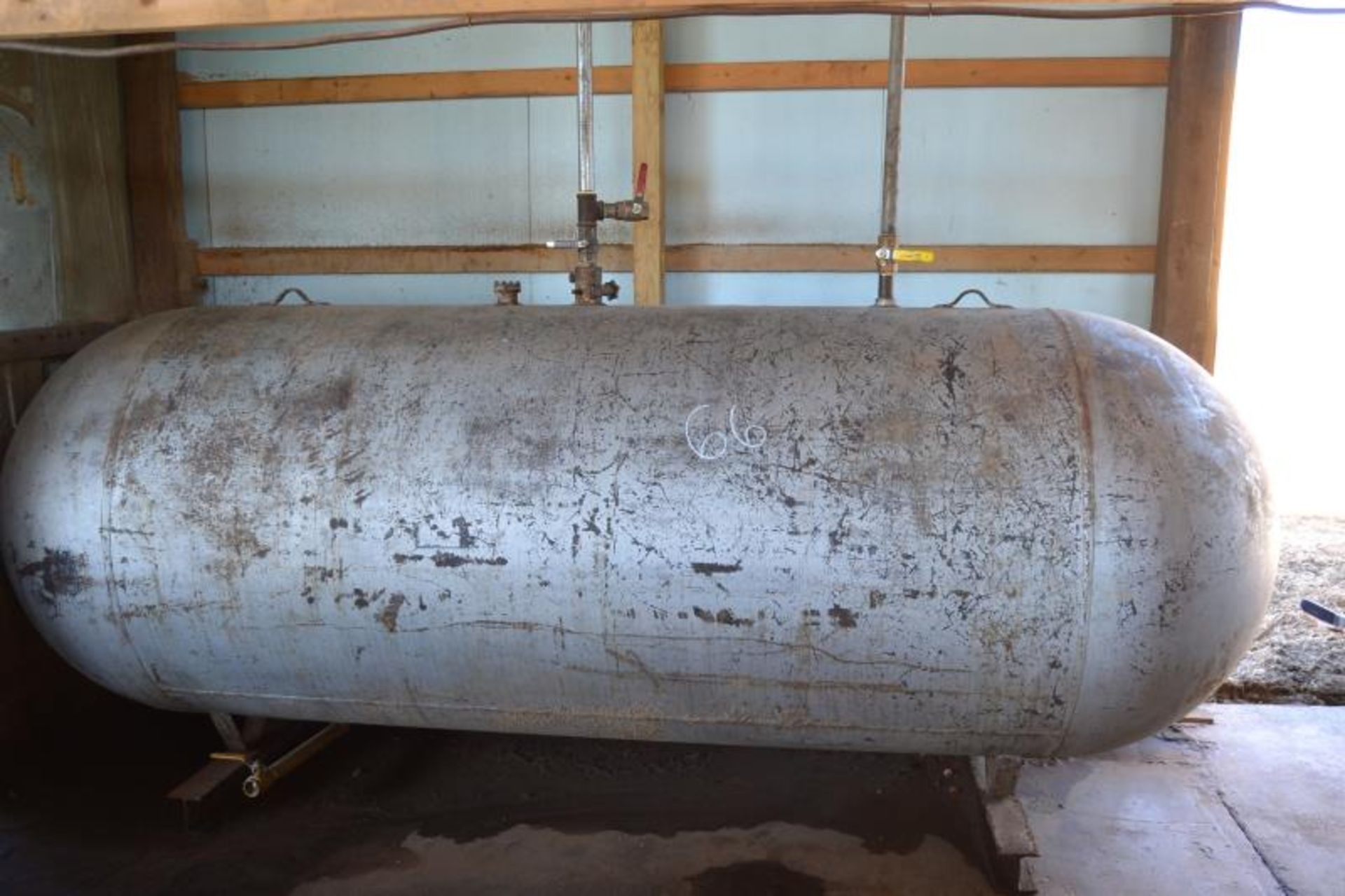 AIR STORAGE TANK