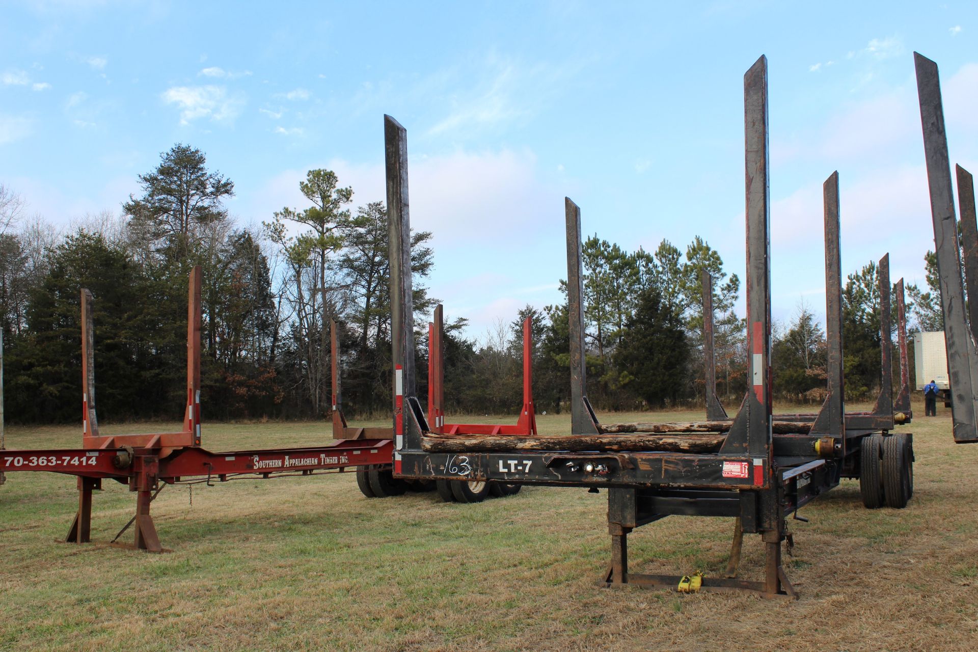 40' DOUBLE BUNK LOG TRIALER