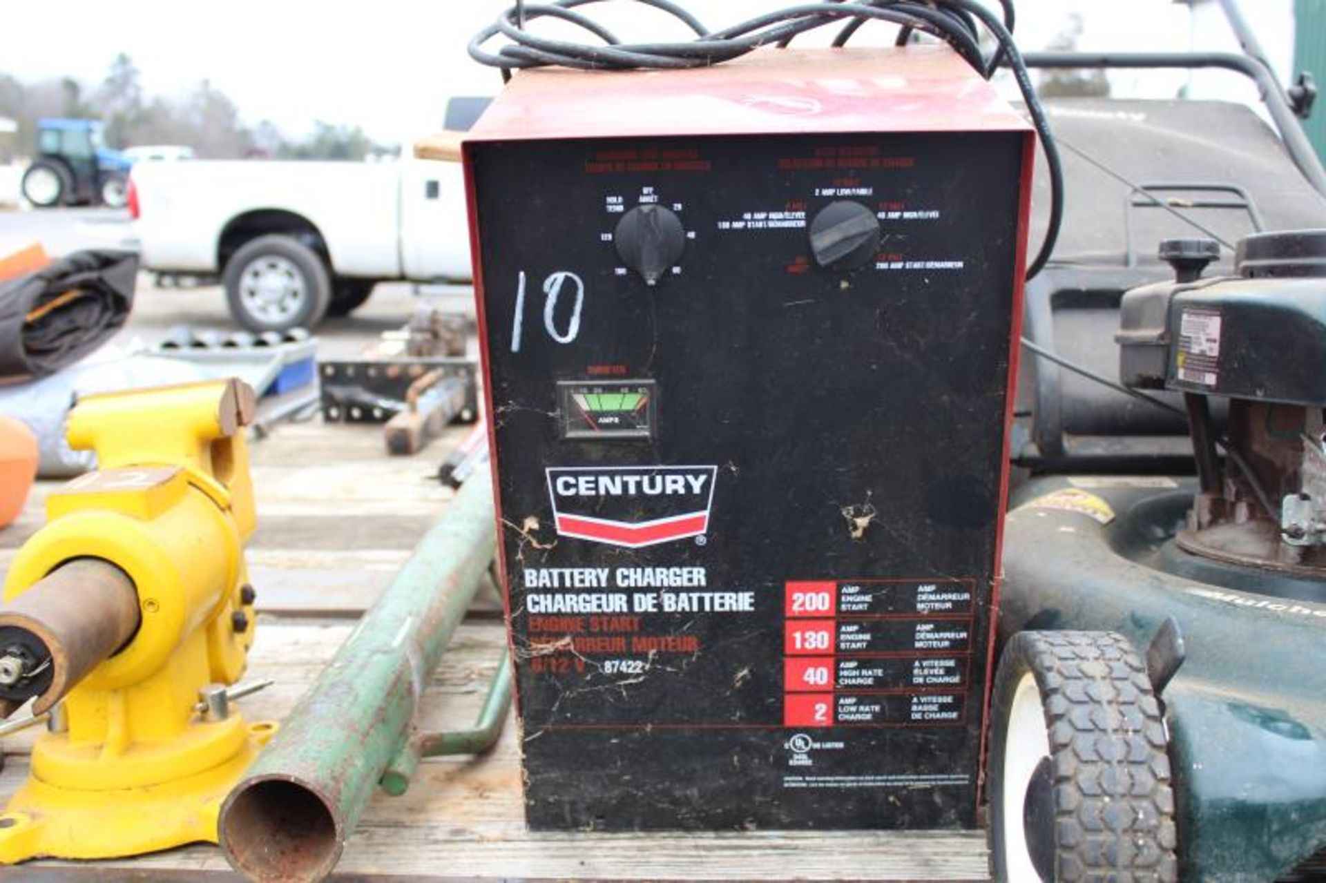 CENTURY BATTERY CHARGER