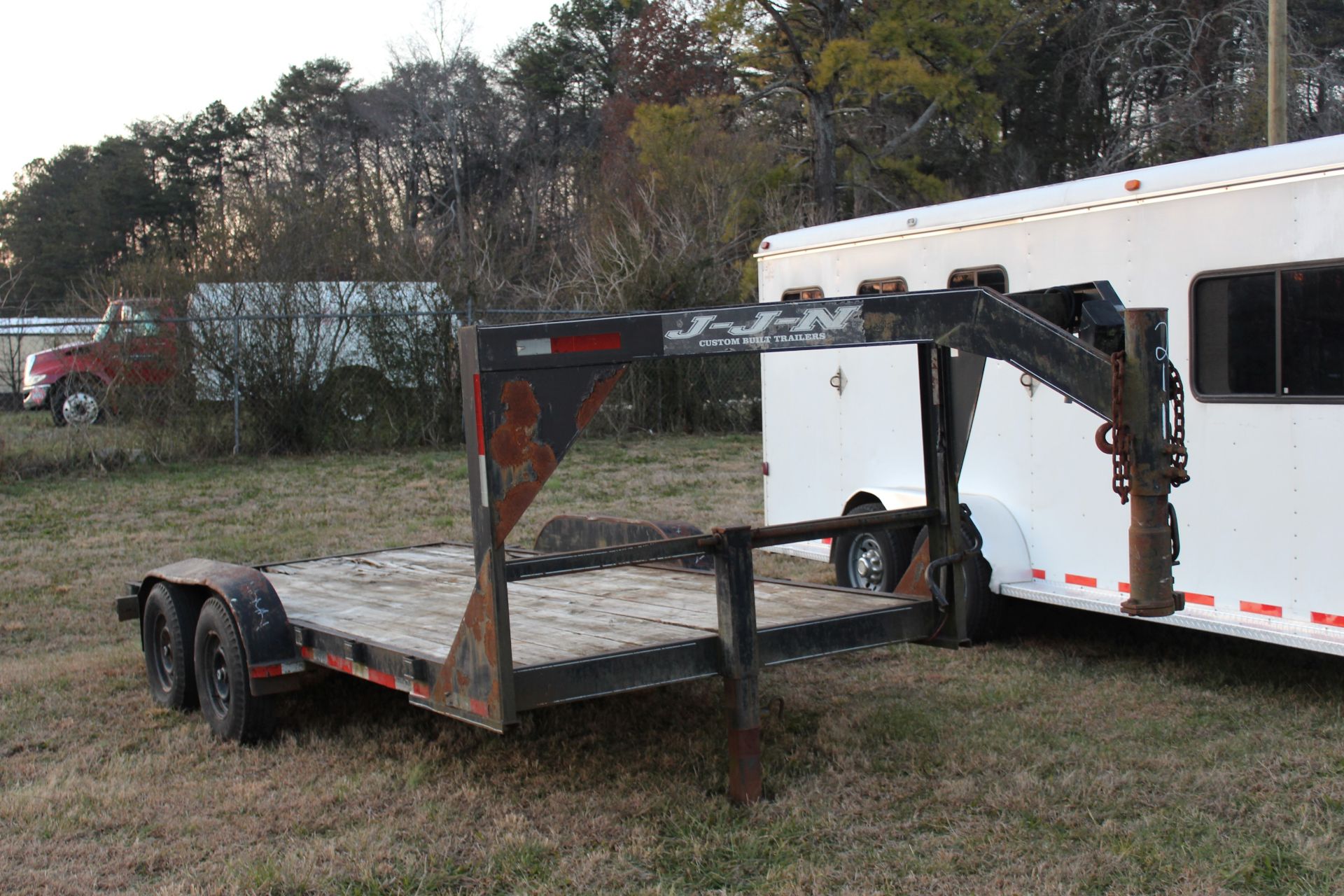 J-J-N 16' GOOSE NECK TRAILER - Image 4 of 4