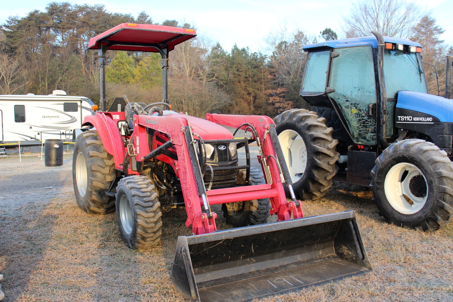 MAHINDRA 2555 4X4 TRACTOR - Image 4 of 4