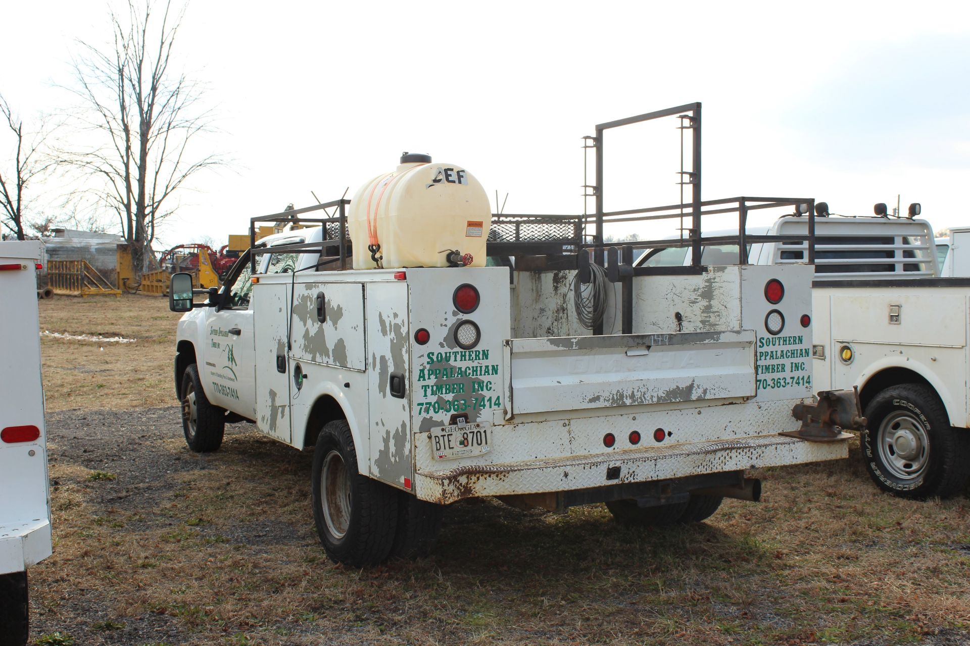 2010 CHEVROLET 3500 HD CREW CA SERVICE TRUCK 4X4 - Image 2 of 4