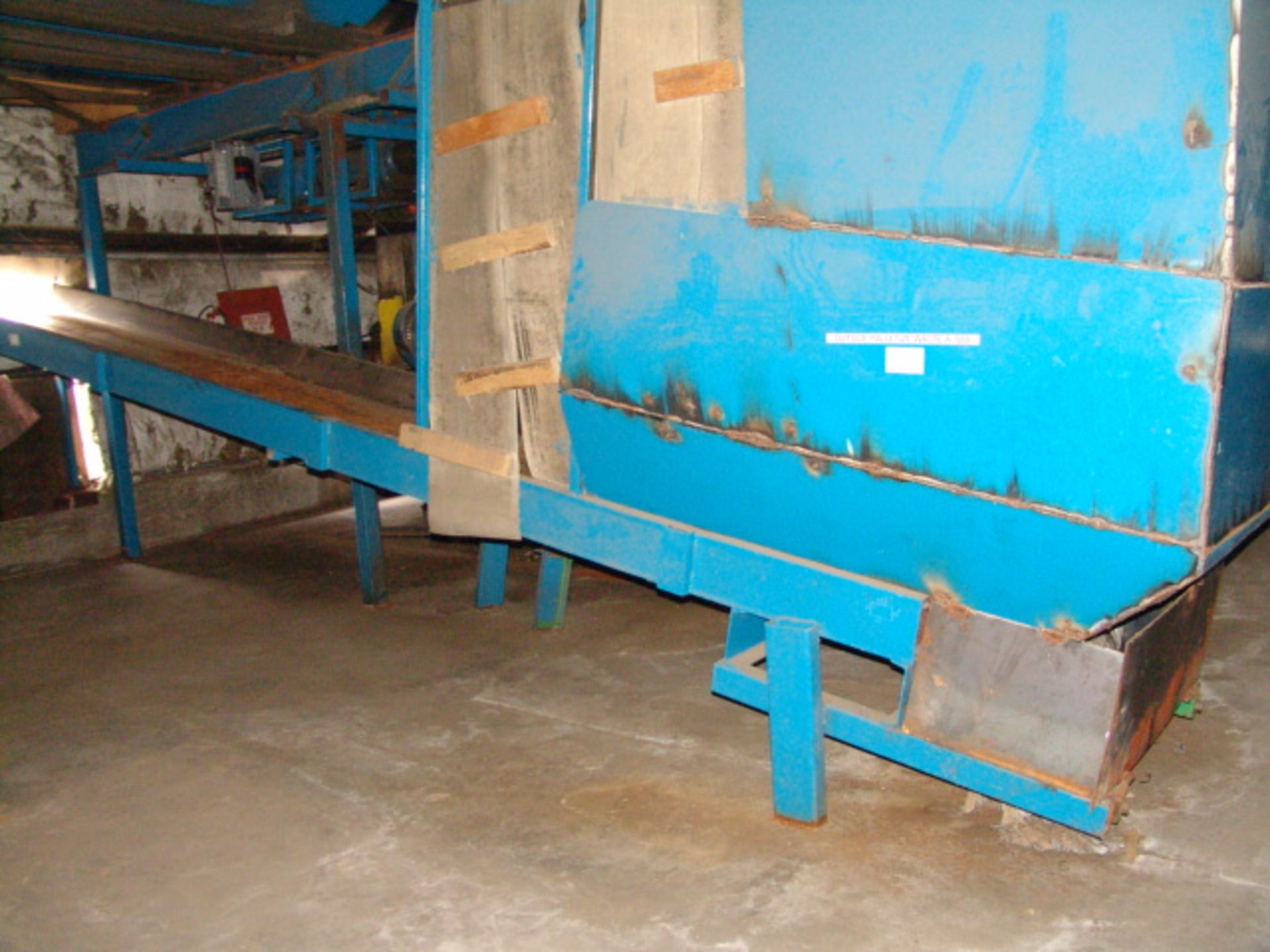 INCLINE WASTE CONVEYOR THROUGH SIDE OF BUILDING; 28" X 35'; W/ DRIVE