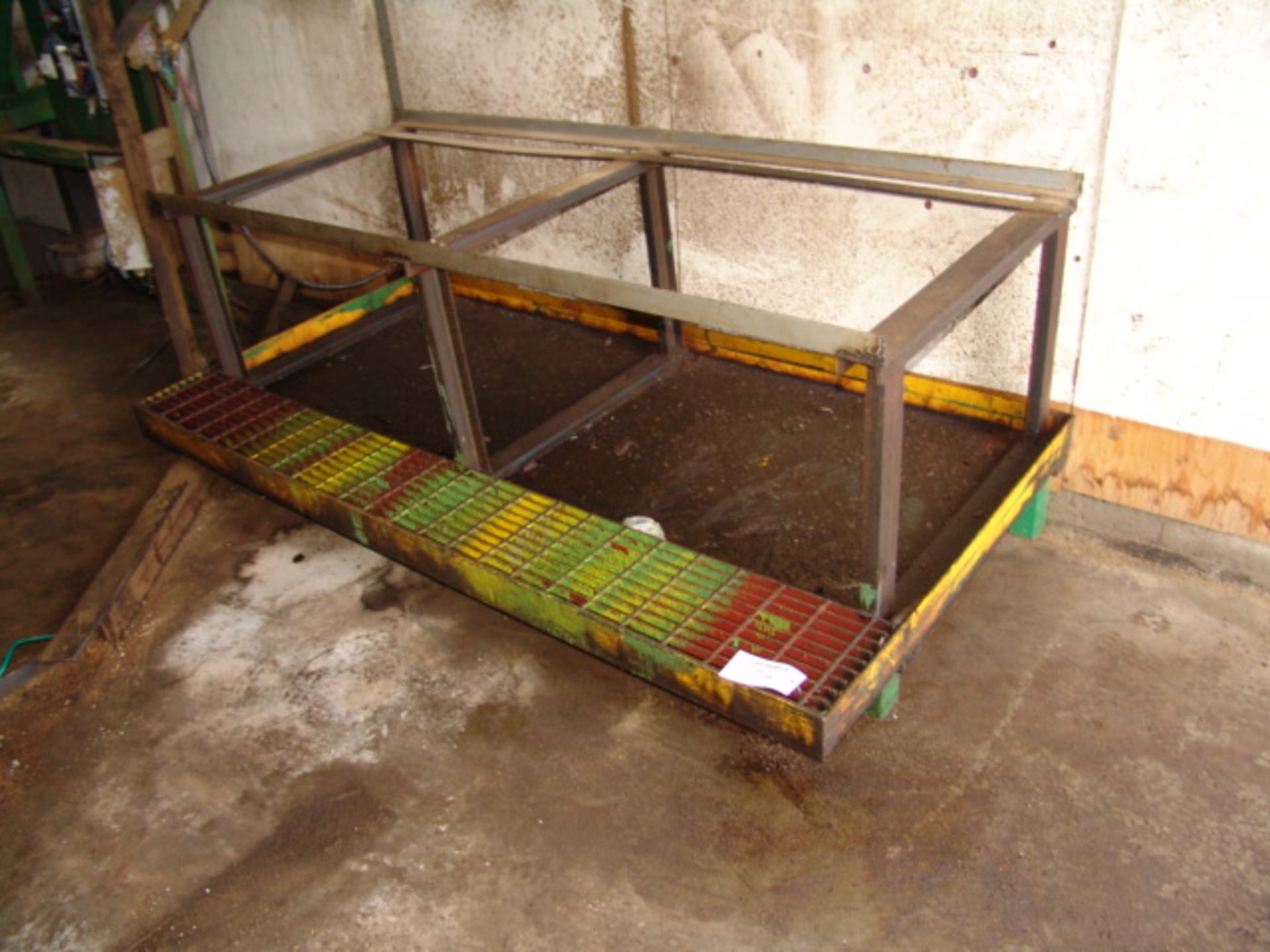 HYDRAULIC SPILL TRAY RACK