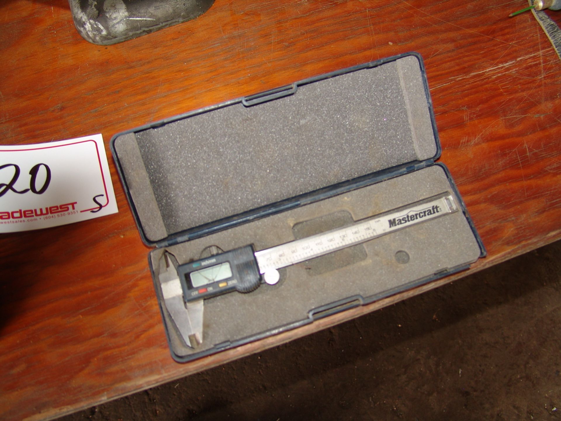 MASTERCRAFT DIGITAL MICROMETER