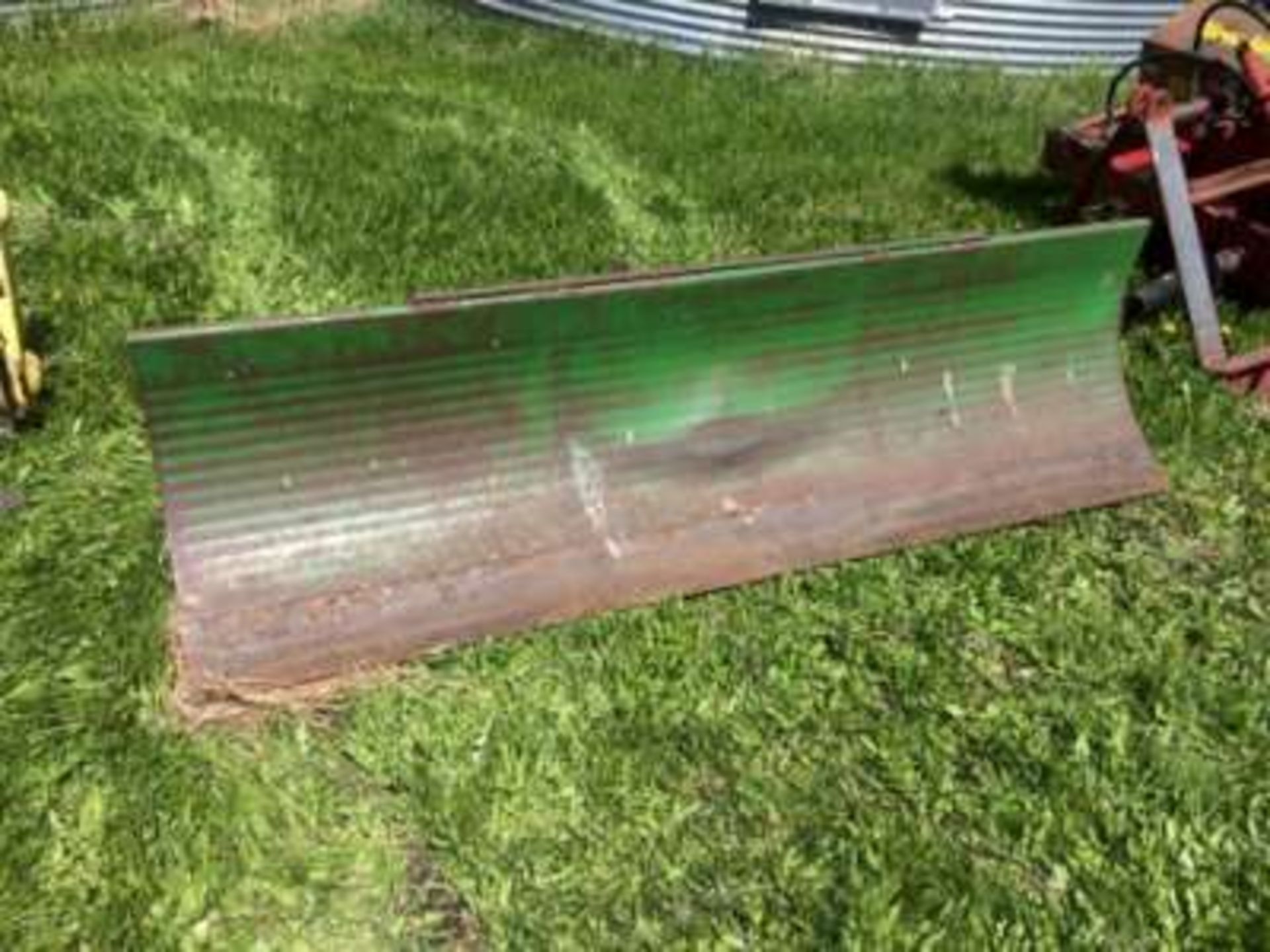 Front blade for JD compact tractor