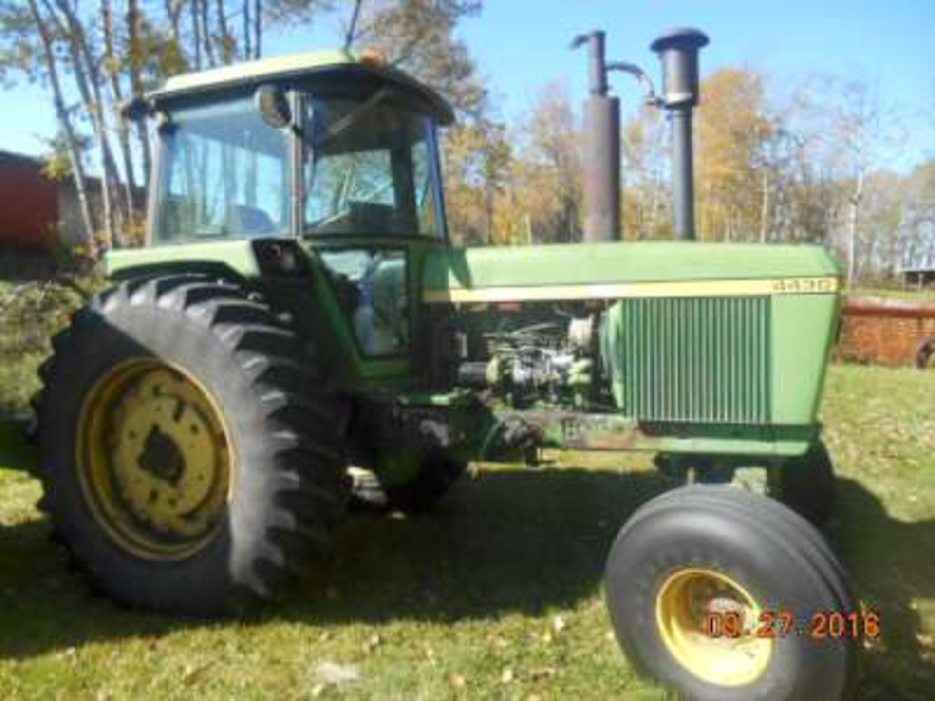 JD 4430 tractor, quad, dual hyd, pto, good interior, real good rubber (nice)