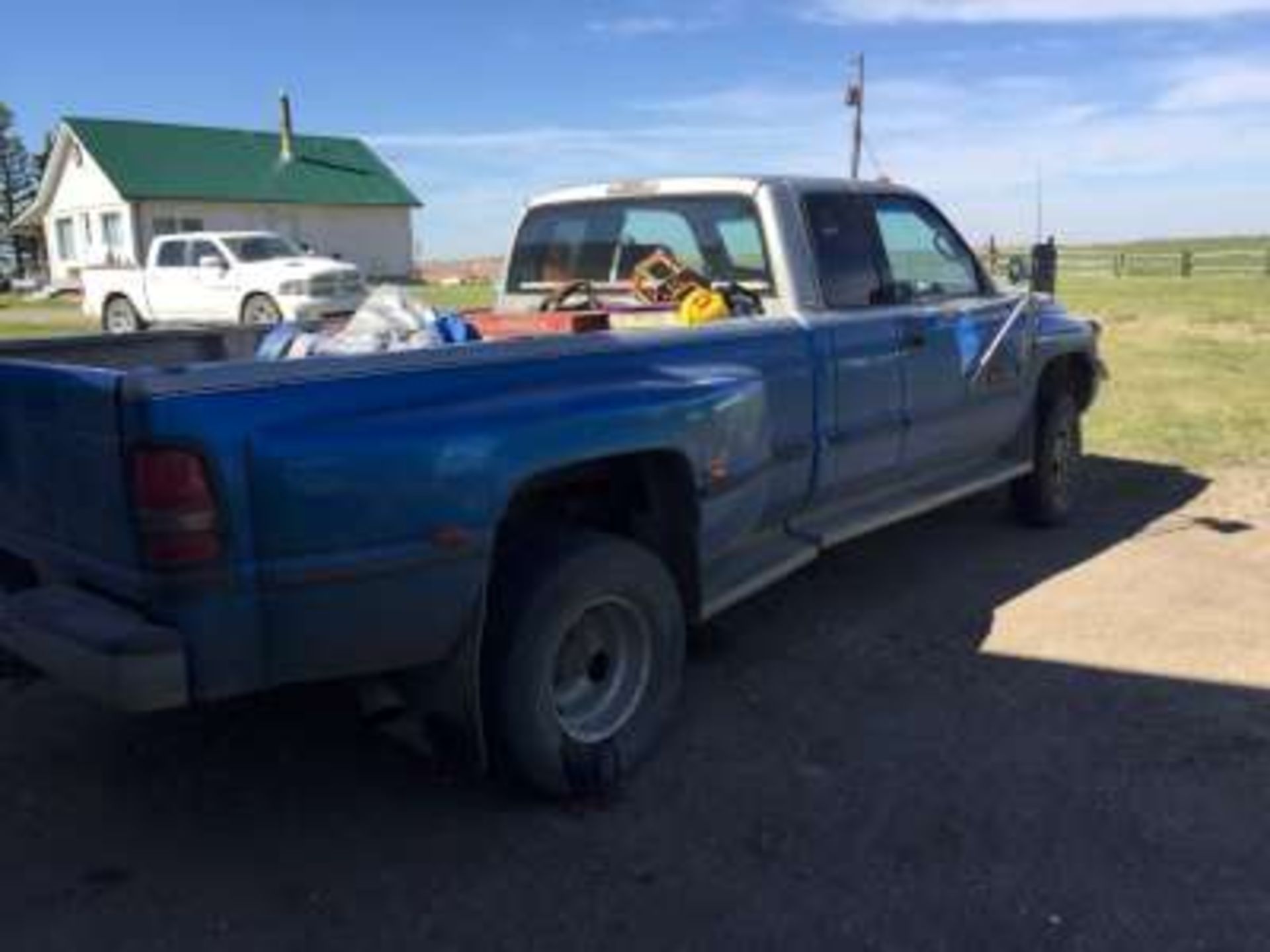 1998 Dodge Ram Laramie SLT 3500 dually, 5.9 Cummins, 24 Valve Diesel, Ext-cab, running boards, 165, - Image 6 of 6