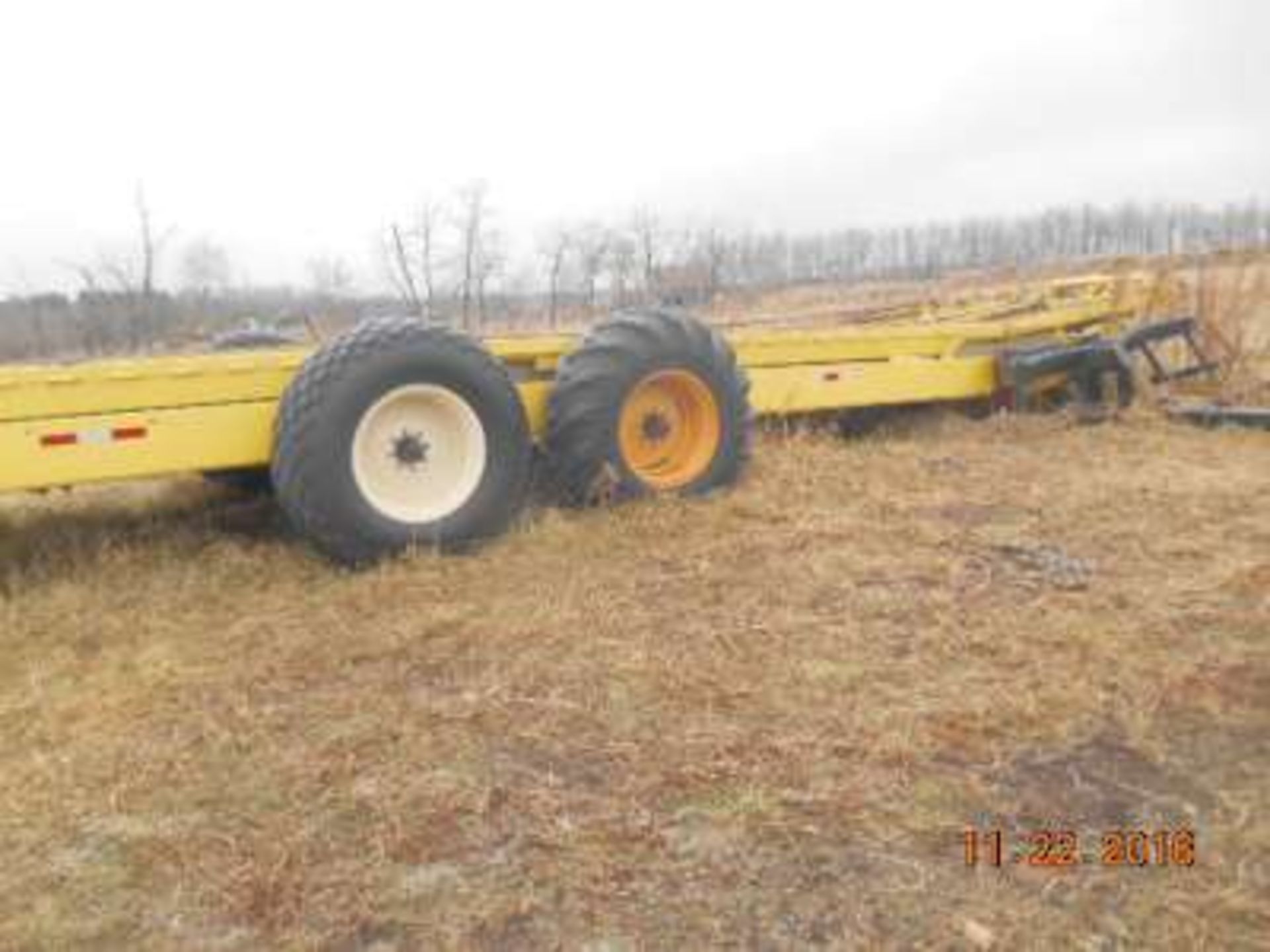 Haybuster, 18 bale, round bale wagon