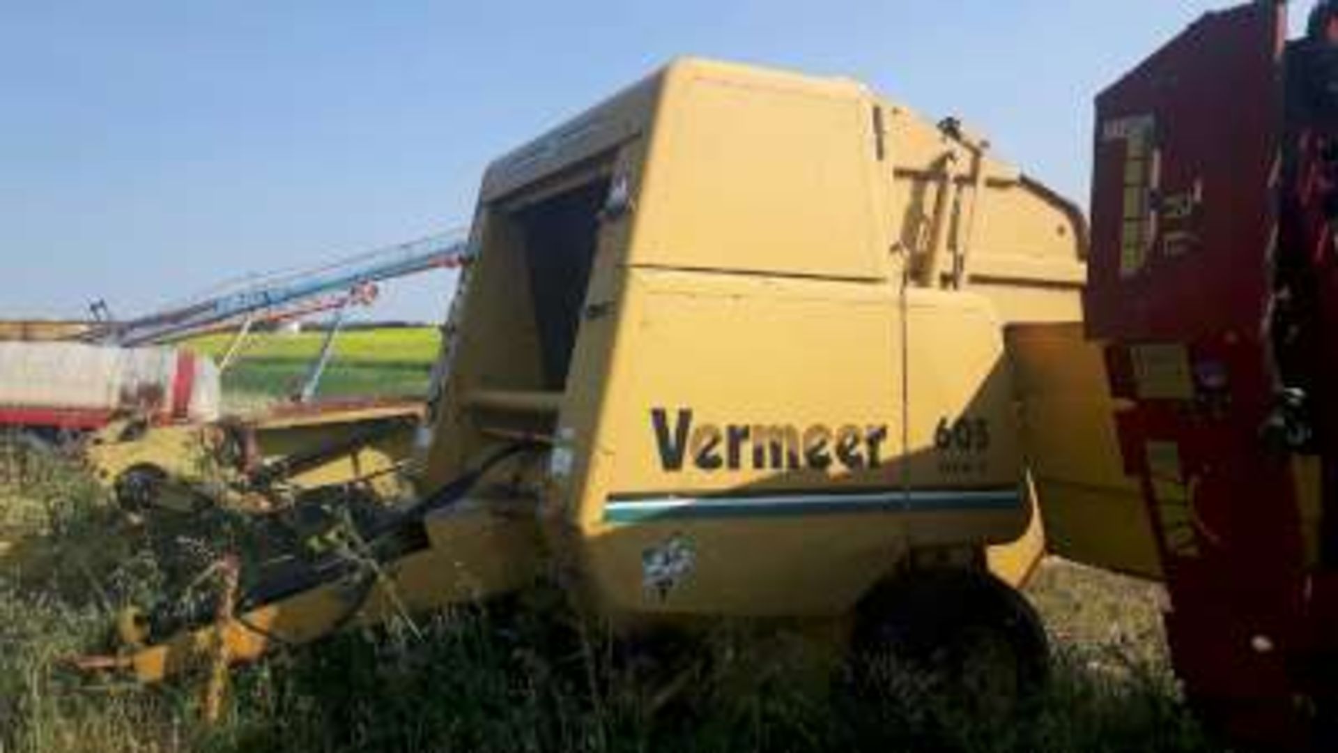 Vermeer 605 K round baler