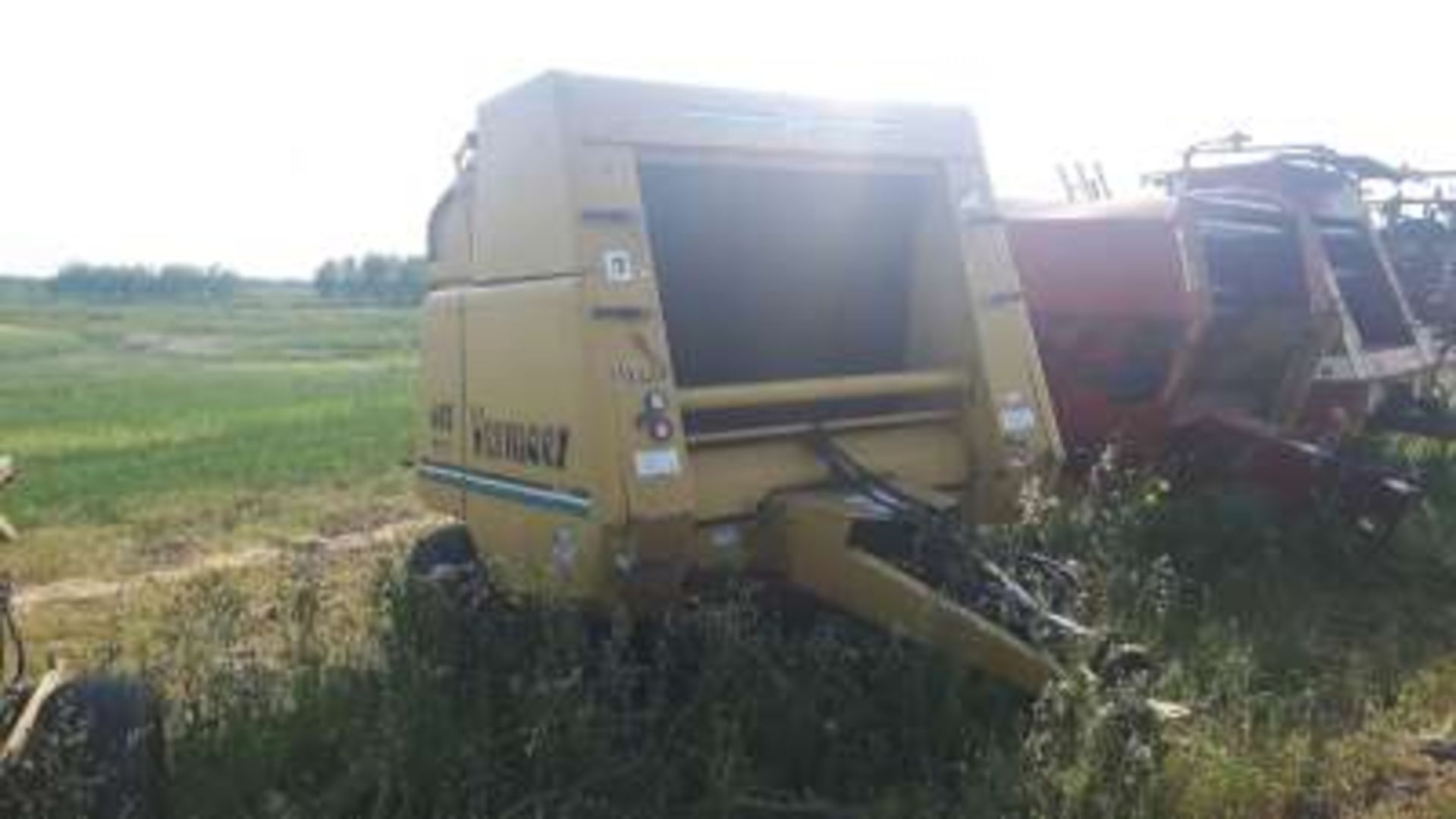 Vermeer 605 K round baler - Image 2 of 2