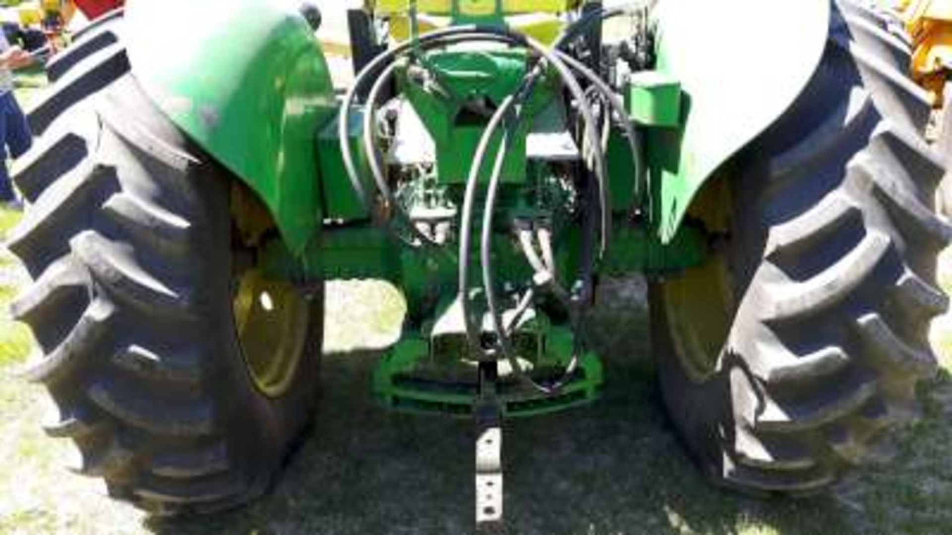 1964 JD 4010 diesel tractor, w/ Ezee-on JD FEL w/grapple, approx. 6000 hrs, tin is straight, s/n - Image 5 of 7