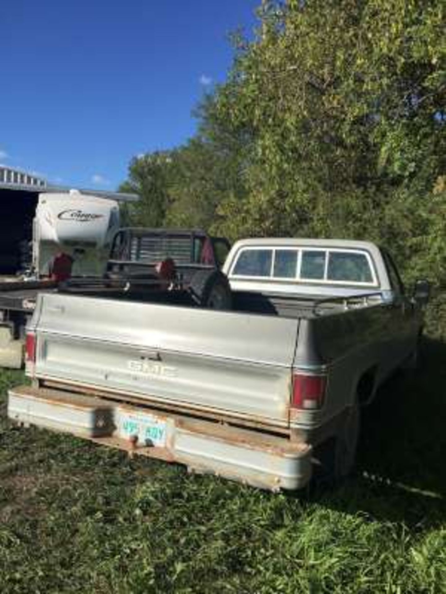 1979 GMC Sierra Grand ½ ton truck, 305 Motor, s/n TCU1491561159 (Previously registered in SK) - Image 3 of 7