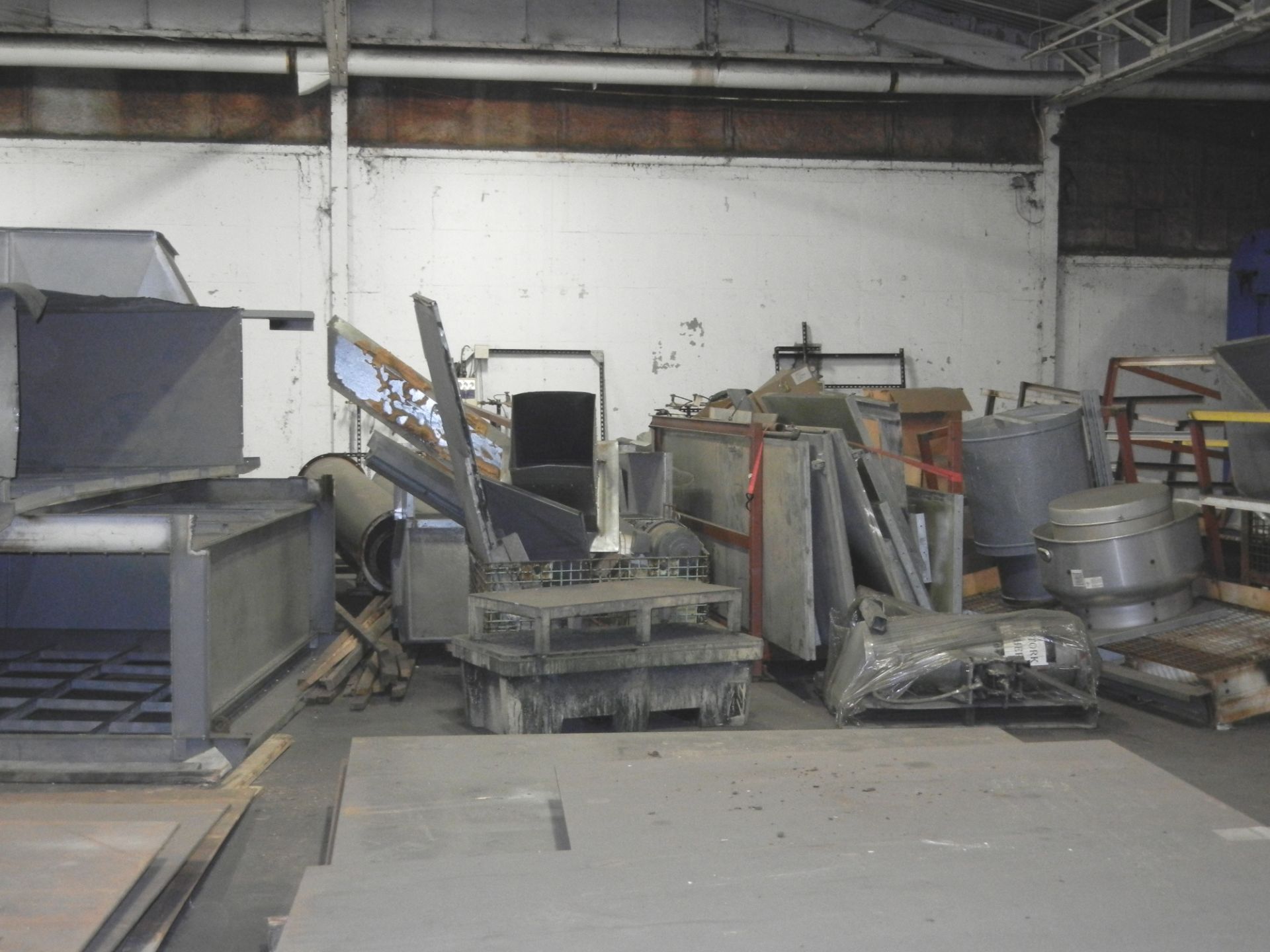 JBI Model DSI24PSBS, Side Downdraft Pressurized Paint Spray Booth