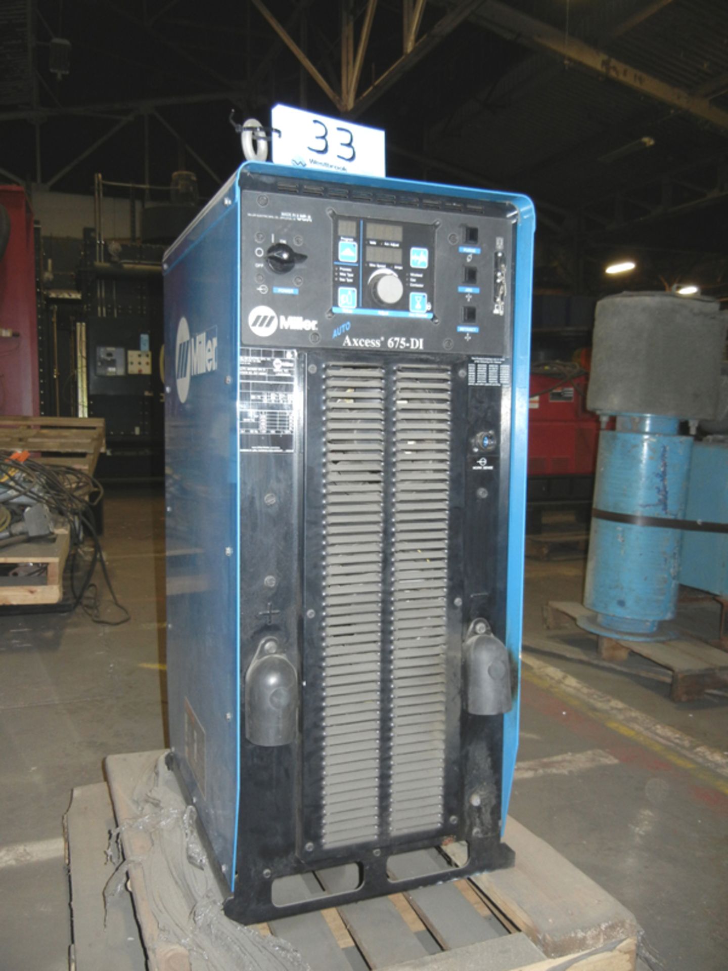 Miller Axcess 675-DI Welder, sn# LK460395U (2009)