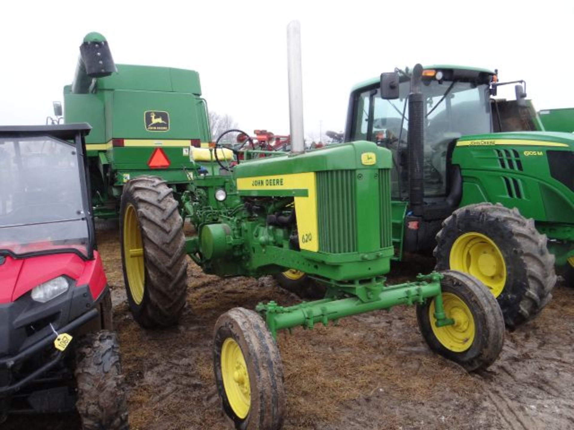 JD 620 Tractor WF, 3pt, Totally Rebuilt from Ground Up, New Seat in the Shed - Image 2 of 3