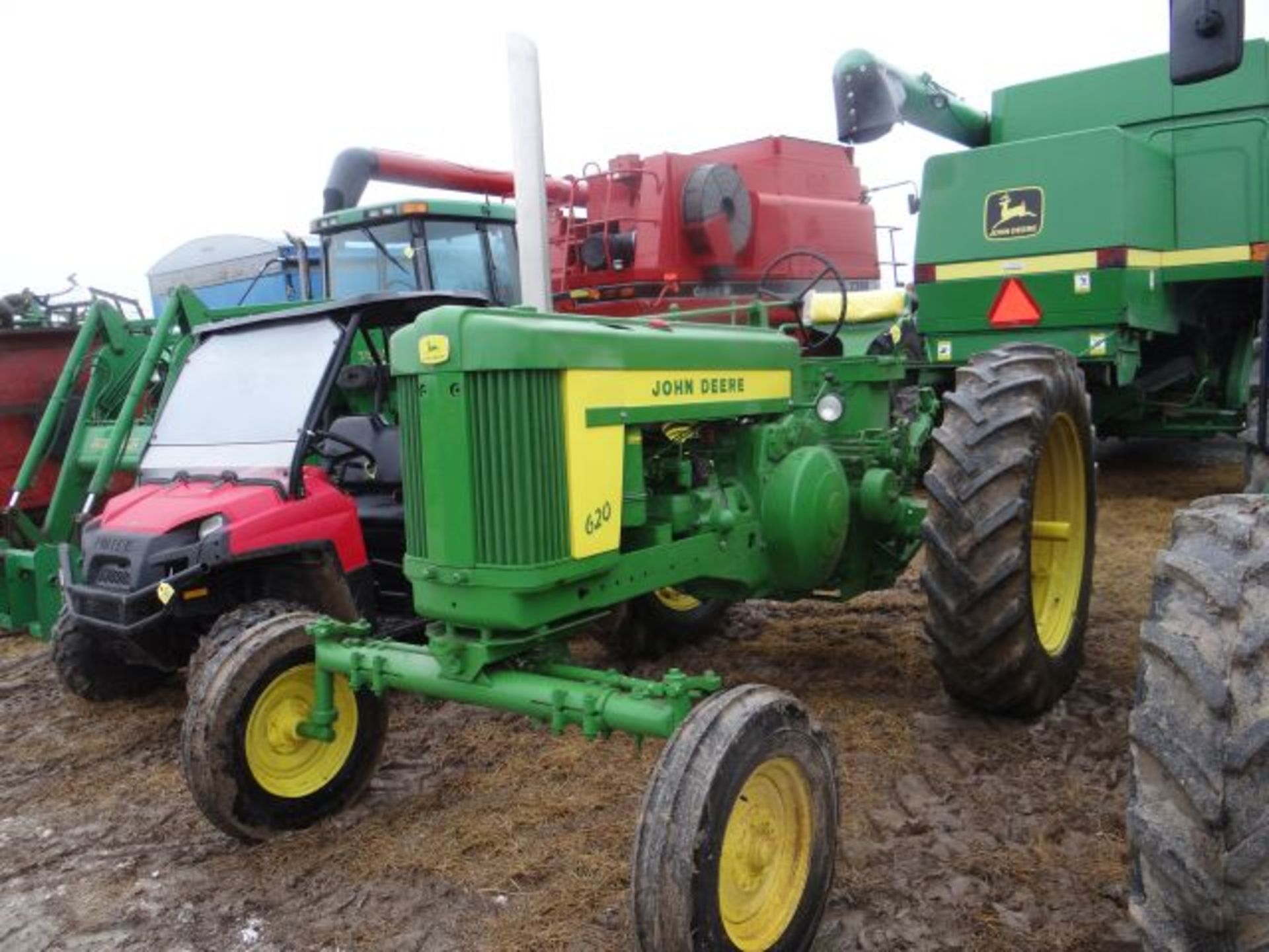 JD 620 Tractor WF, 3pt, Totally Rebuilt from Ground Up, New Seat in the Shed