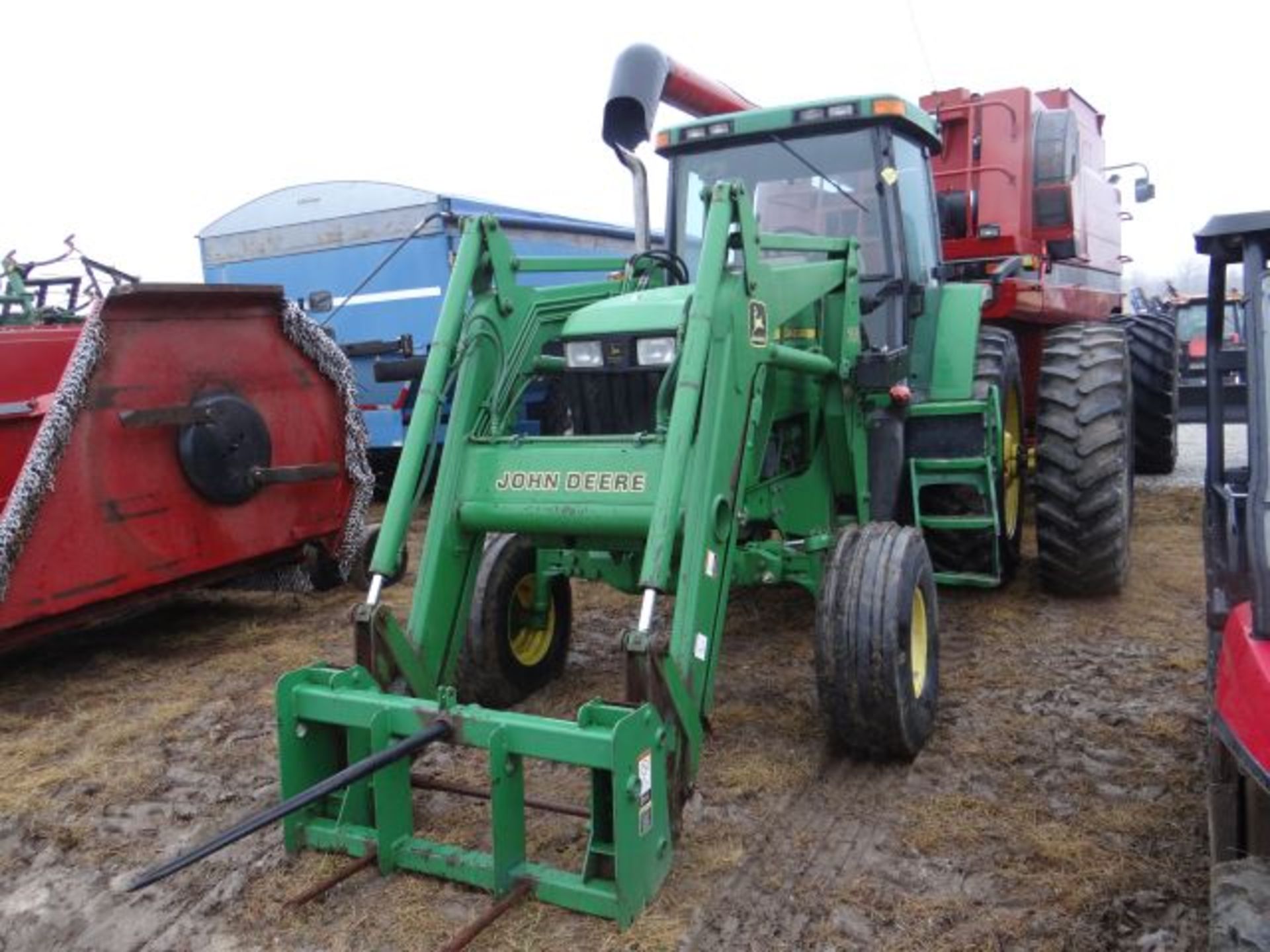 JD 7710 Tractor w/JD 740 Loader, No Bucket Just Bale Spear