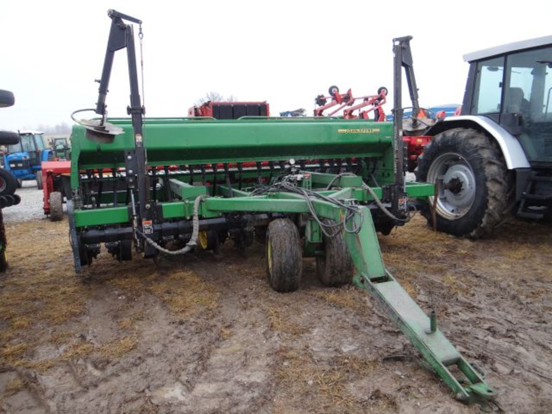 JD 750 Drill NT, Markers, SI Meters - Image 2 of 3