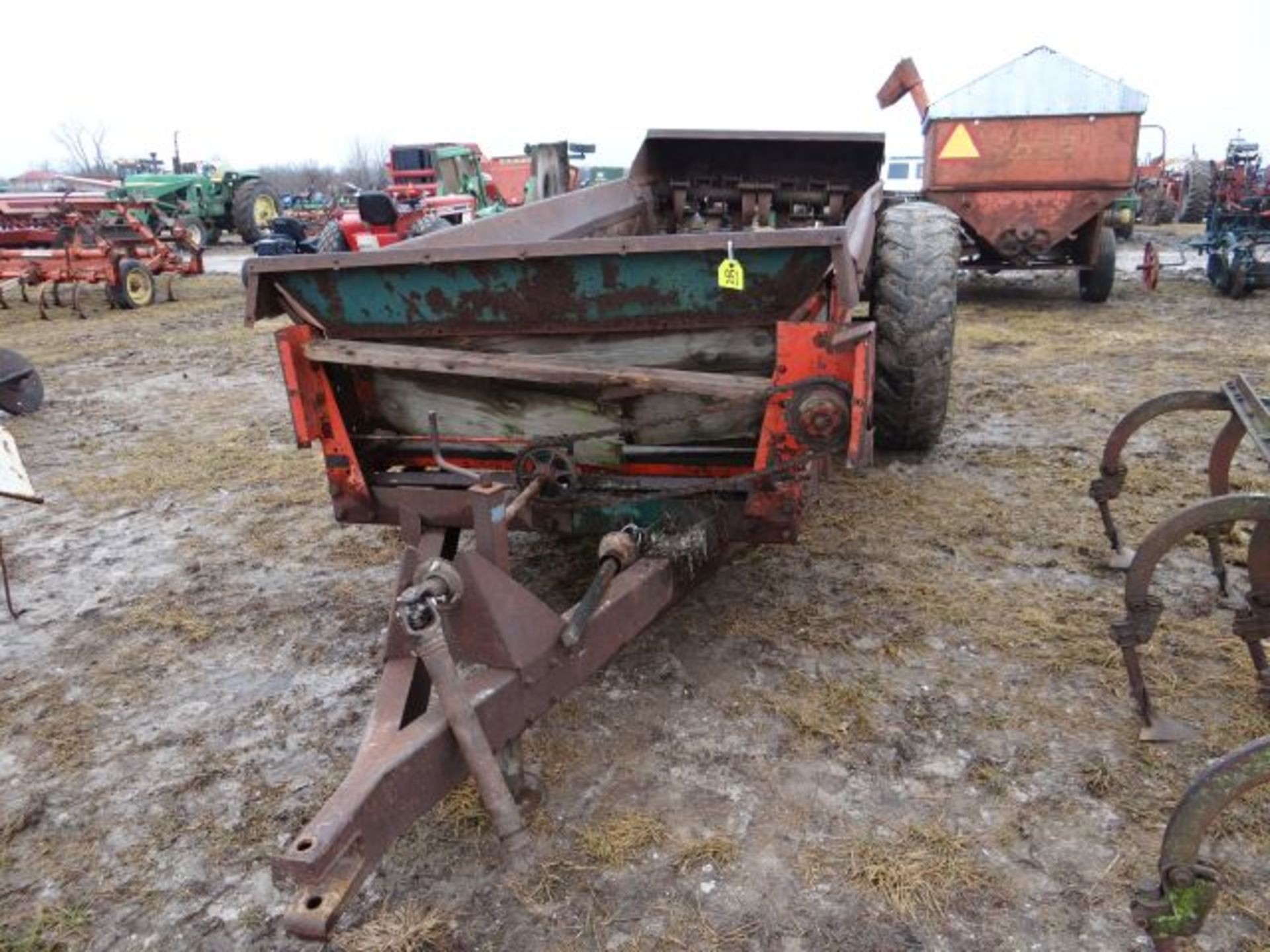 NI Manure Spreader