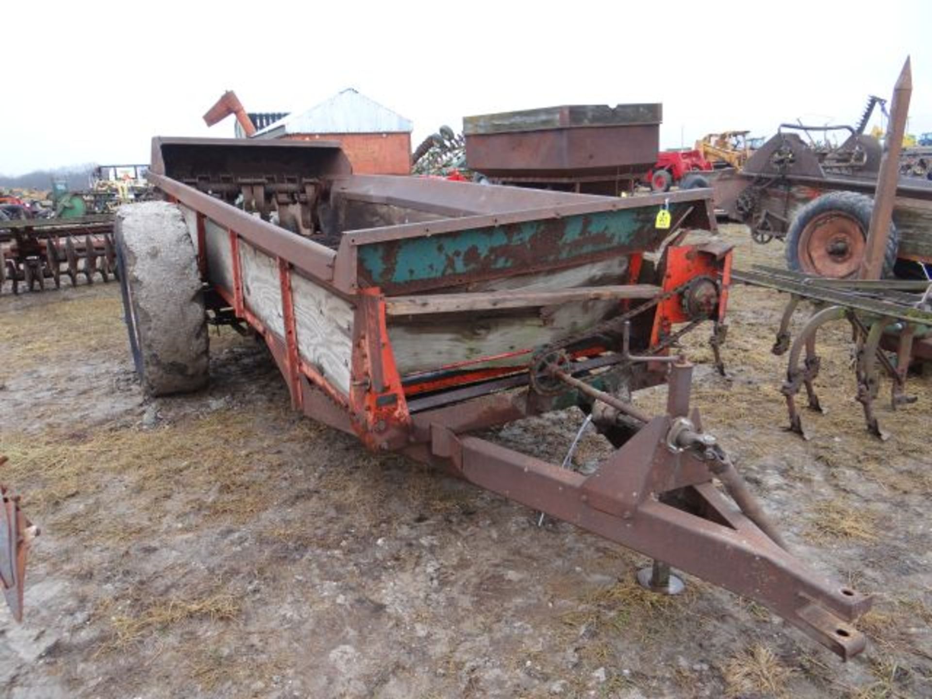 NI Manure Spreader - Bild 2 aus 3